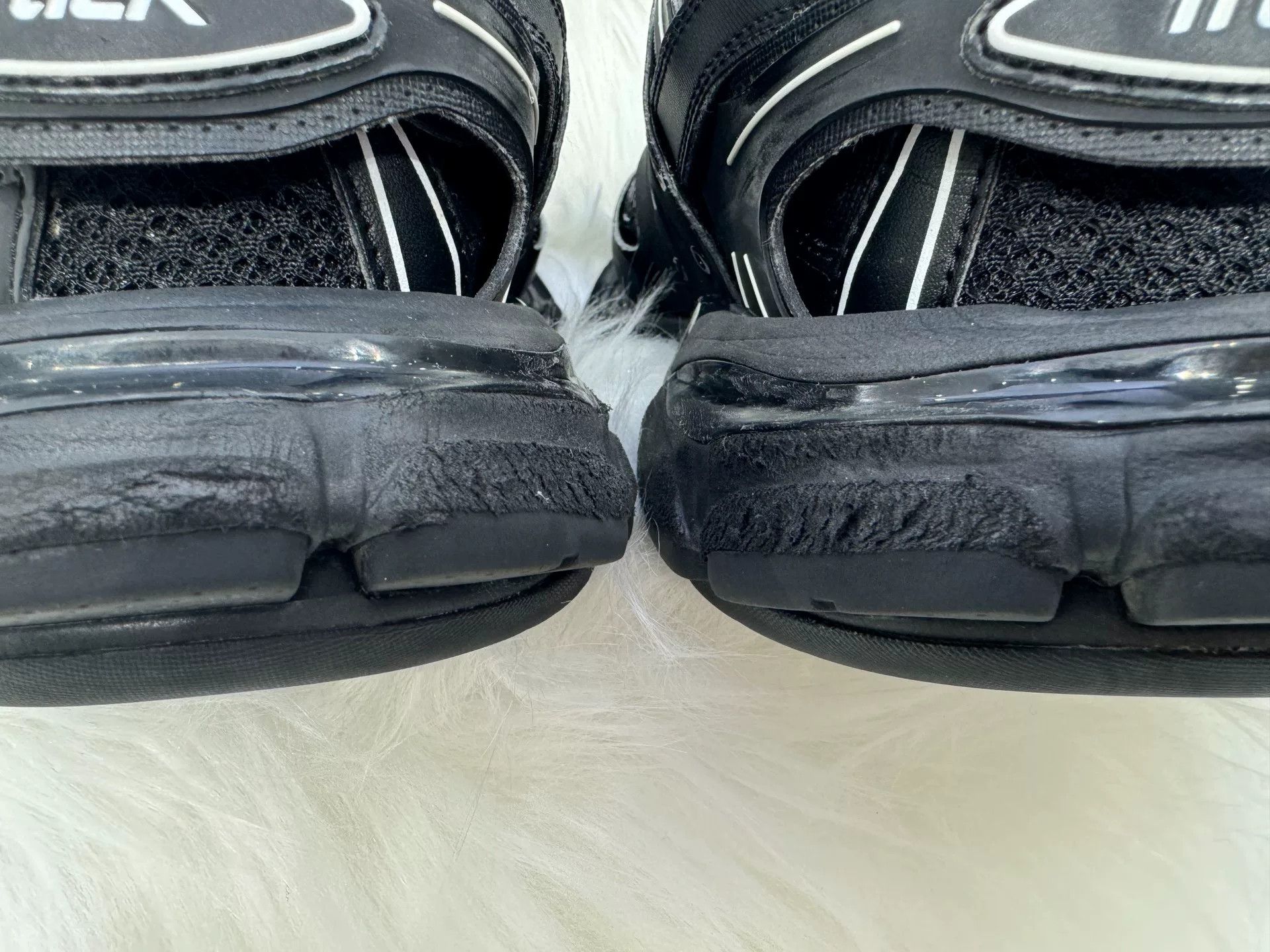 Balenciaga Balenciaga Track 1.0 Low-Top Sneakers Size US 7 / EU 40 - 7 Thumbnail