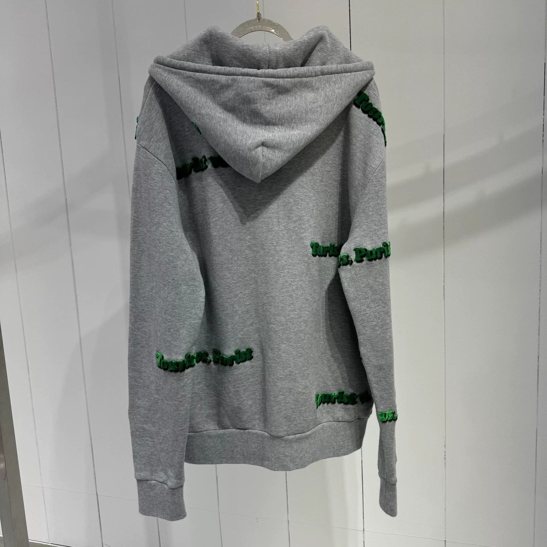 Louis Vuitton Louis Vuitton Tourist Fleece Hoodie Size US M / EU 48-50 / 2 - 2 Thumbnail