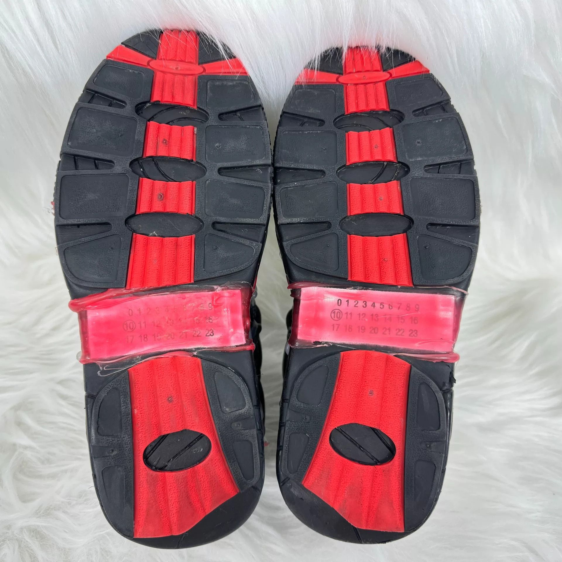 Maison Margiela Maison Margiela Red Black Gold Colorblock Shoes Size US 7 / EU 40 - 4 Thumbnail