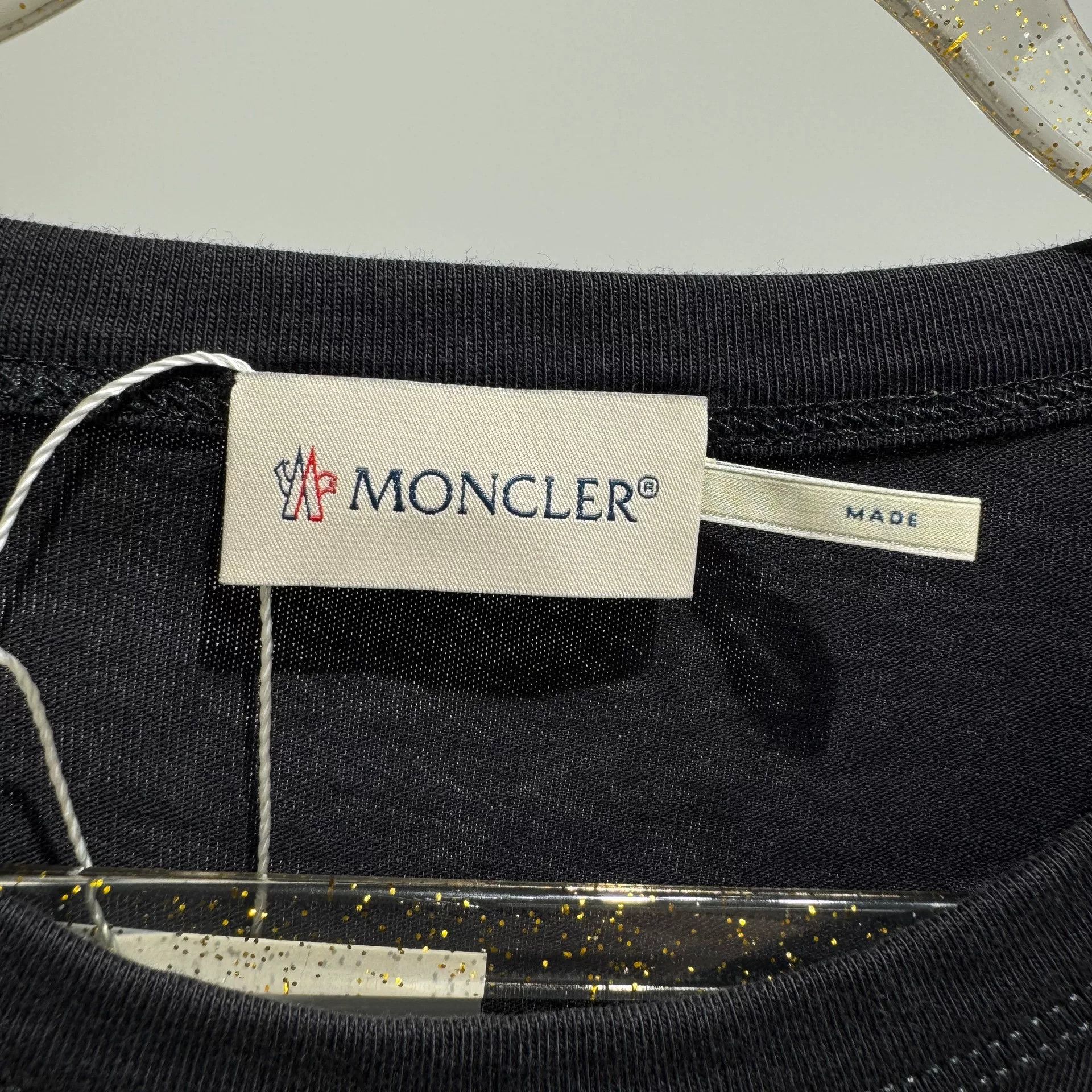 Moncler Moncler Flocked Large Logo Long Sleeve Size US L / EU 52-54 / 3 - 4 Thumbnail