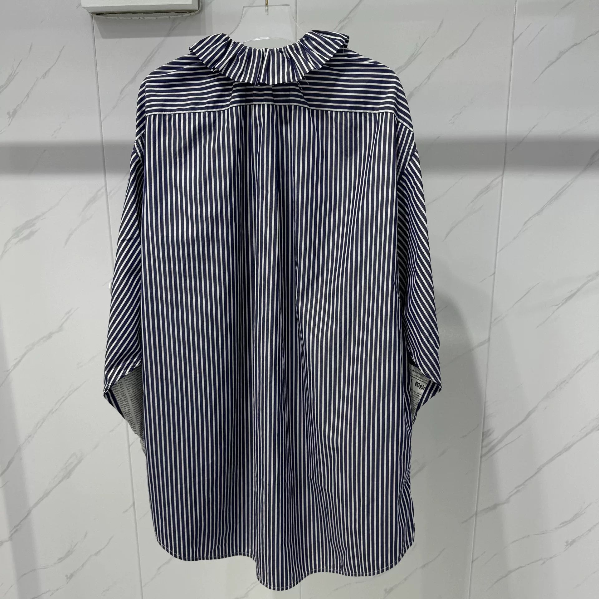 Balenciaga Balenciaga Striped Newspaper Shirt Size XS / US 0-2 / IT 36-38 - 2 Thumbnail