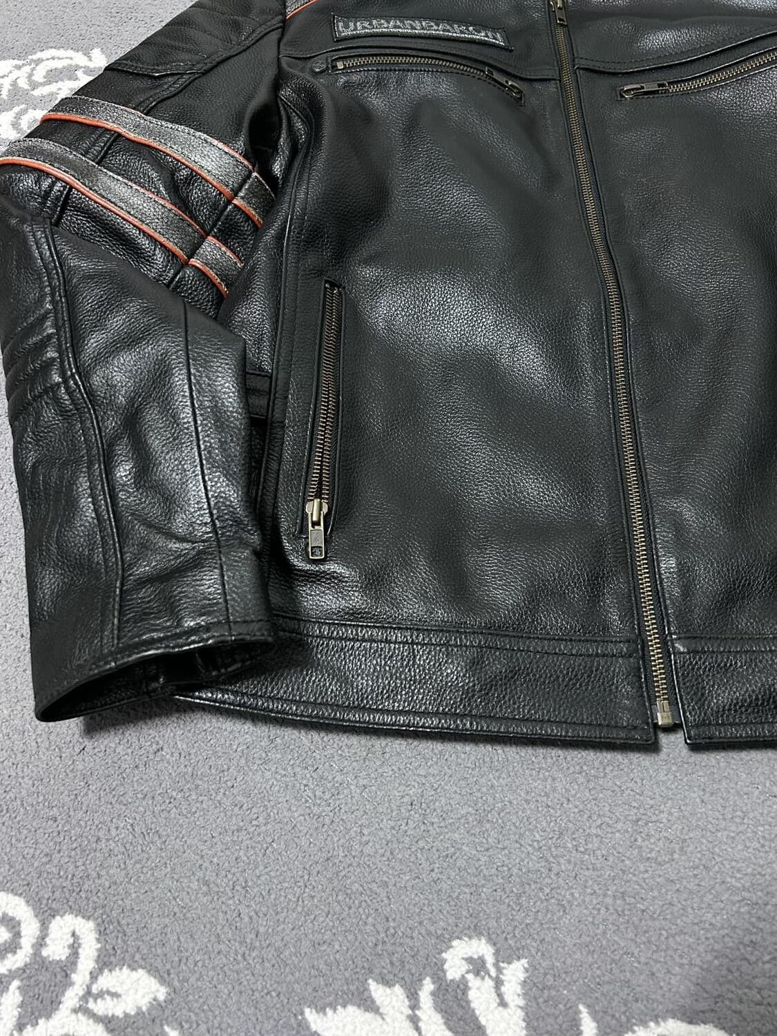 Vintage Vintage Leviathan Heavy Leather Jacket Size US L / EU 52-54 / 3 - 7 Thumbnail