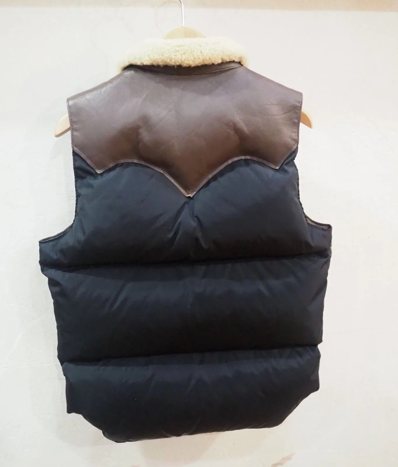 Rocky Mountain Featherbed Rocky Mountain Down Vest Size US M / EU 48-50 / 2 - 2 Thumbnail