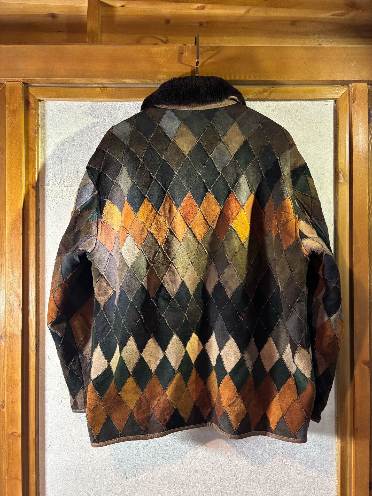 Vintage Vintage Big Gate Patchwork Lamb Fur Coat Size US M / EU 48-50 / 2 - 7 Thumbnail