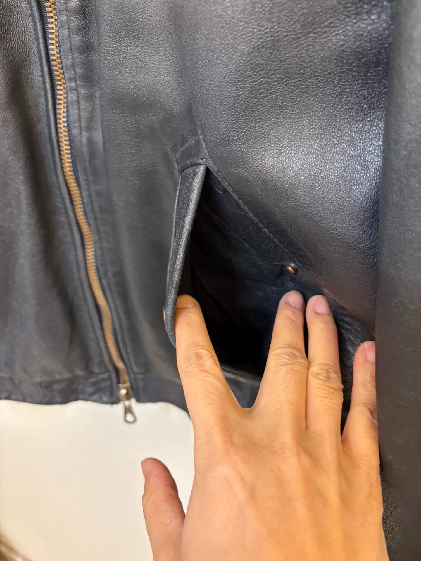 Vintage Vintage French Pilot Leather Jacket Size US XL / EU 56 / 4 - 6 Thumbnail