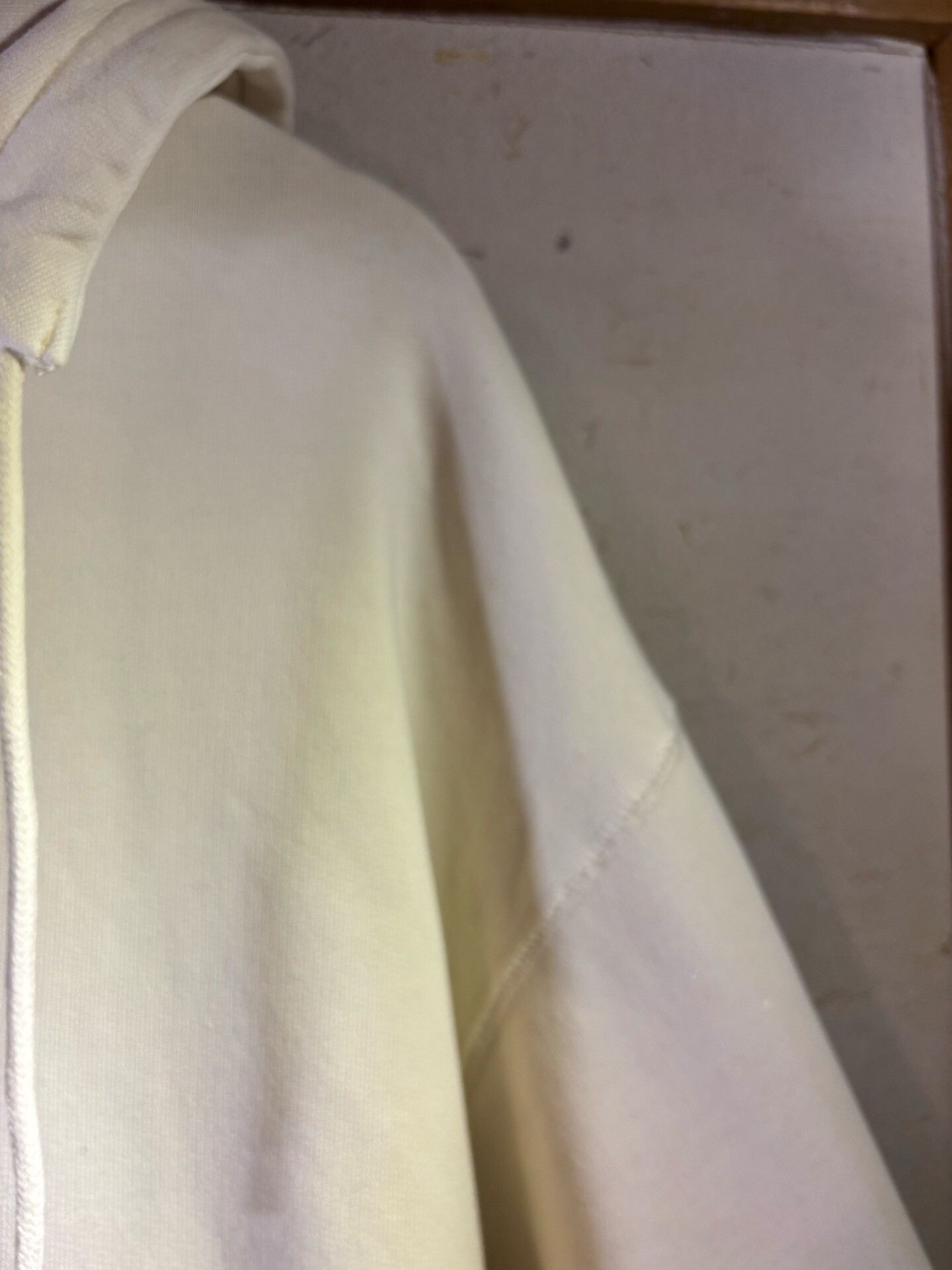 Vintage Vintage Off-White Retro Sweatshirt Size US L / EU 52-54 / 3 - 5 Thumbnail