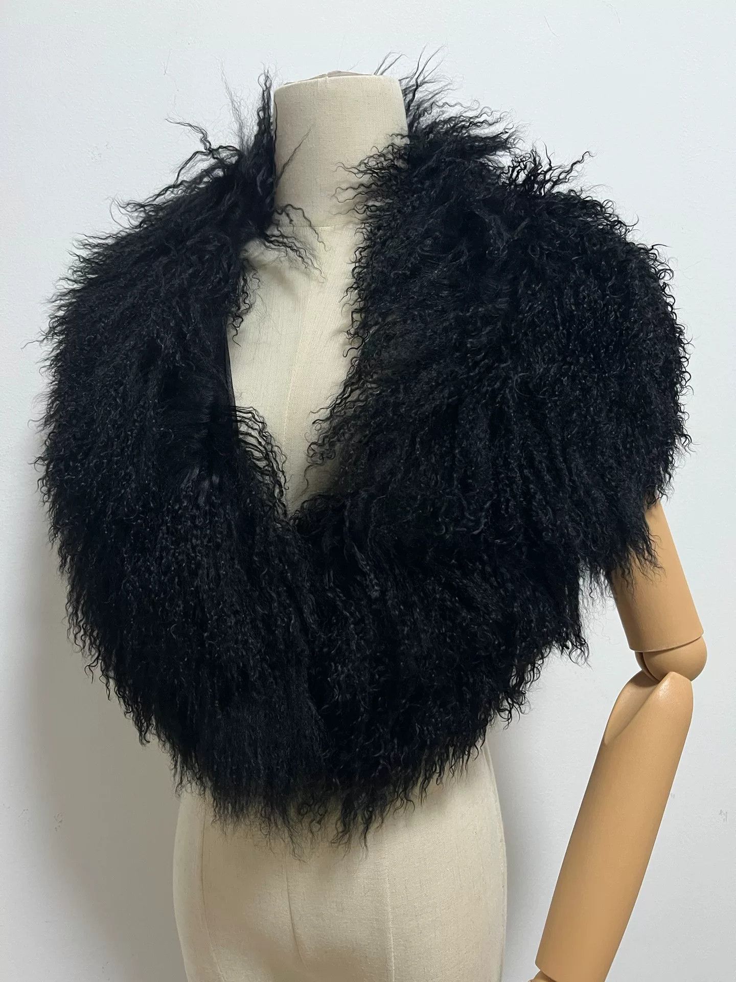 Other Alice Auaa Black Fur Collar Accessory Size ONE SIZE - 2 Thumbnail