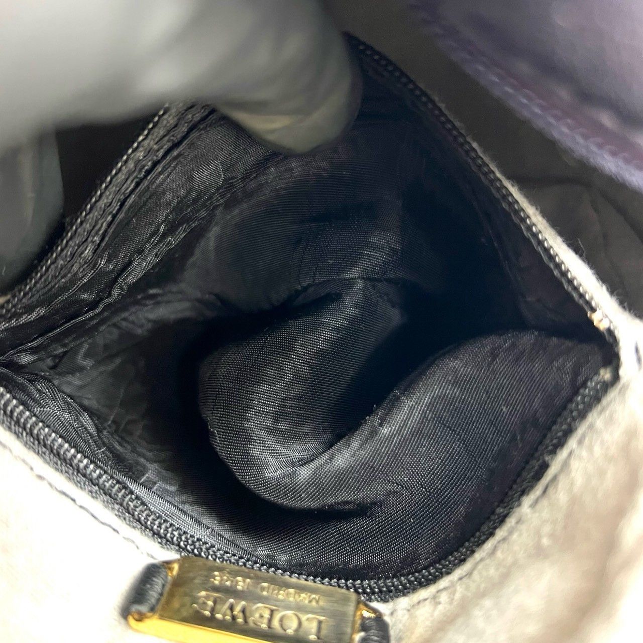 Loewe Loewe Loewe Anagram Nappa Leather Mini Shoulder Bag Leather Shoulder Bag DUTY FREE for USA Size ONE SIZE - 11 Thumbnail