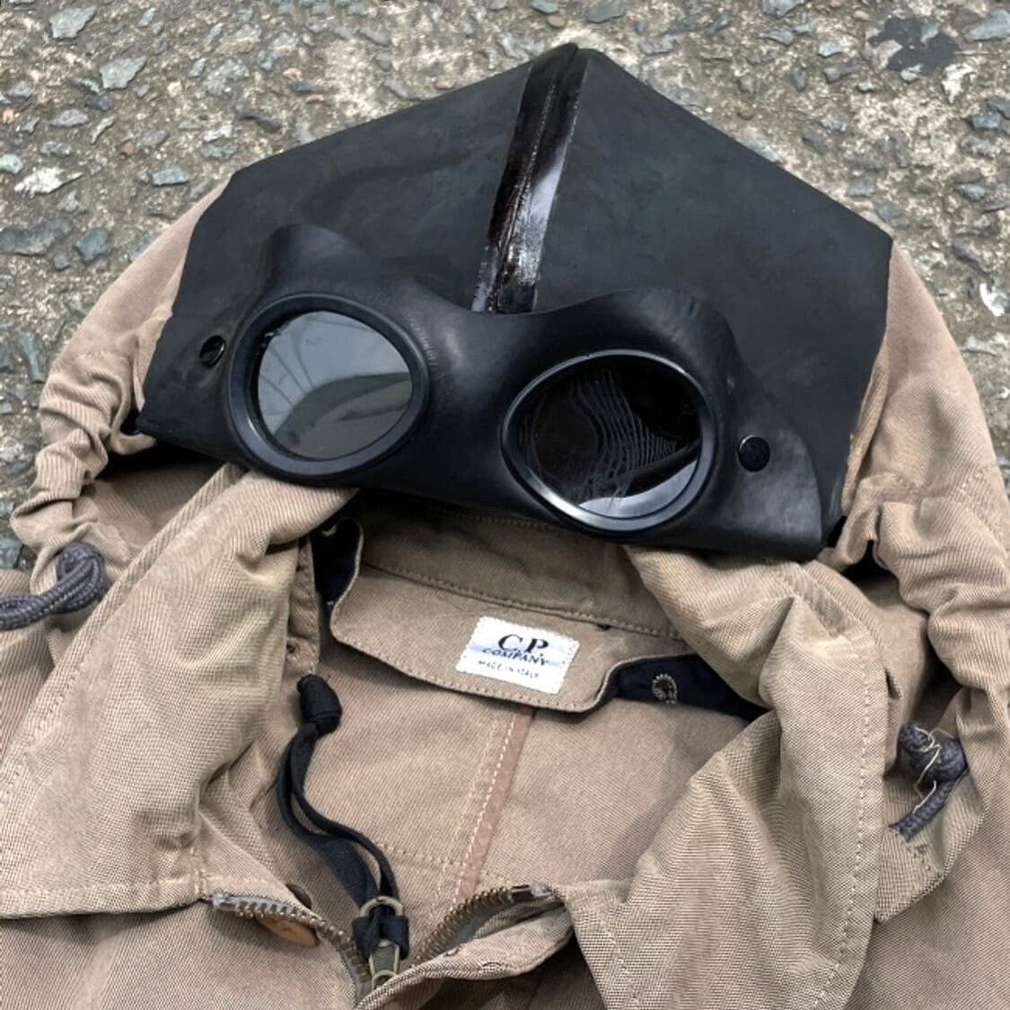 C.P. Company C.P. Company Archive Rubber Jacket Size US M / EU 48-50 / 2 - 2 Thumbnail