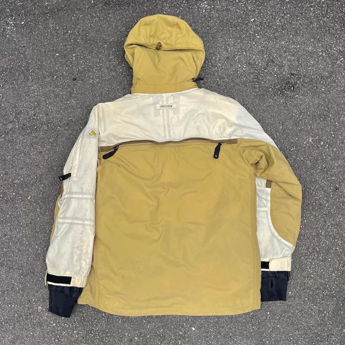 Nike ACG Nike ACG Vintage Functional Jacket Size US M / EU 48-50 / 2 - 5 Thumbnail