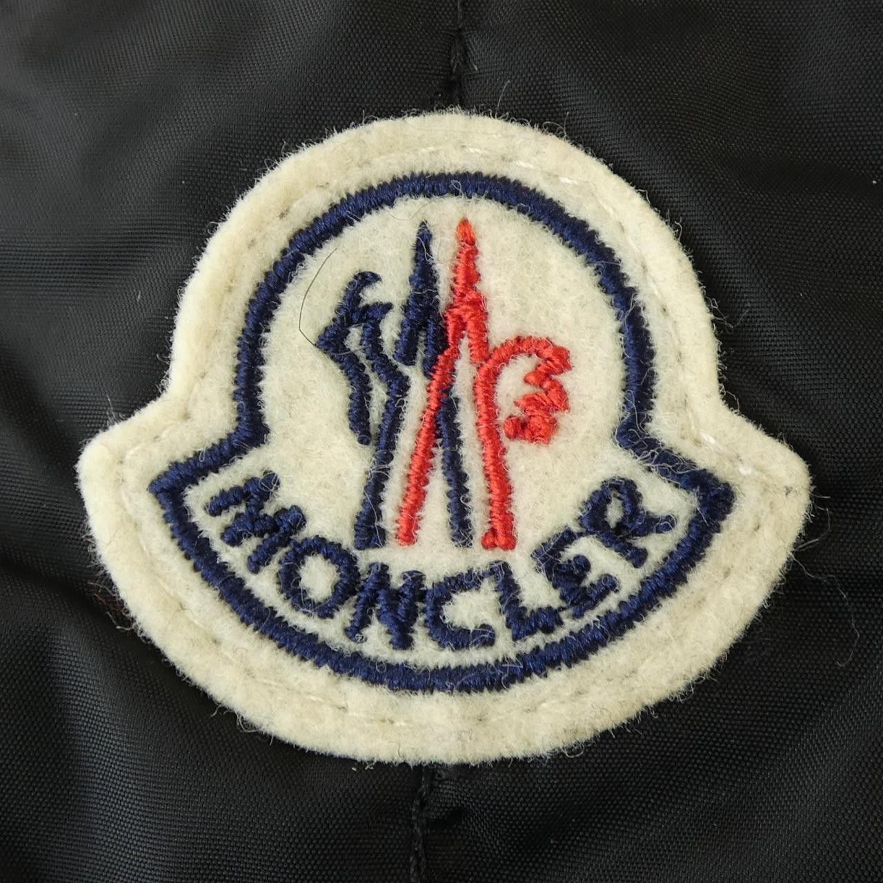 Moncler Moncler Moncler AJA Down Coat Textile Outerwear AJA DUTY FREE for USA Size ONE SIZE - 8 Thumbnail