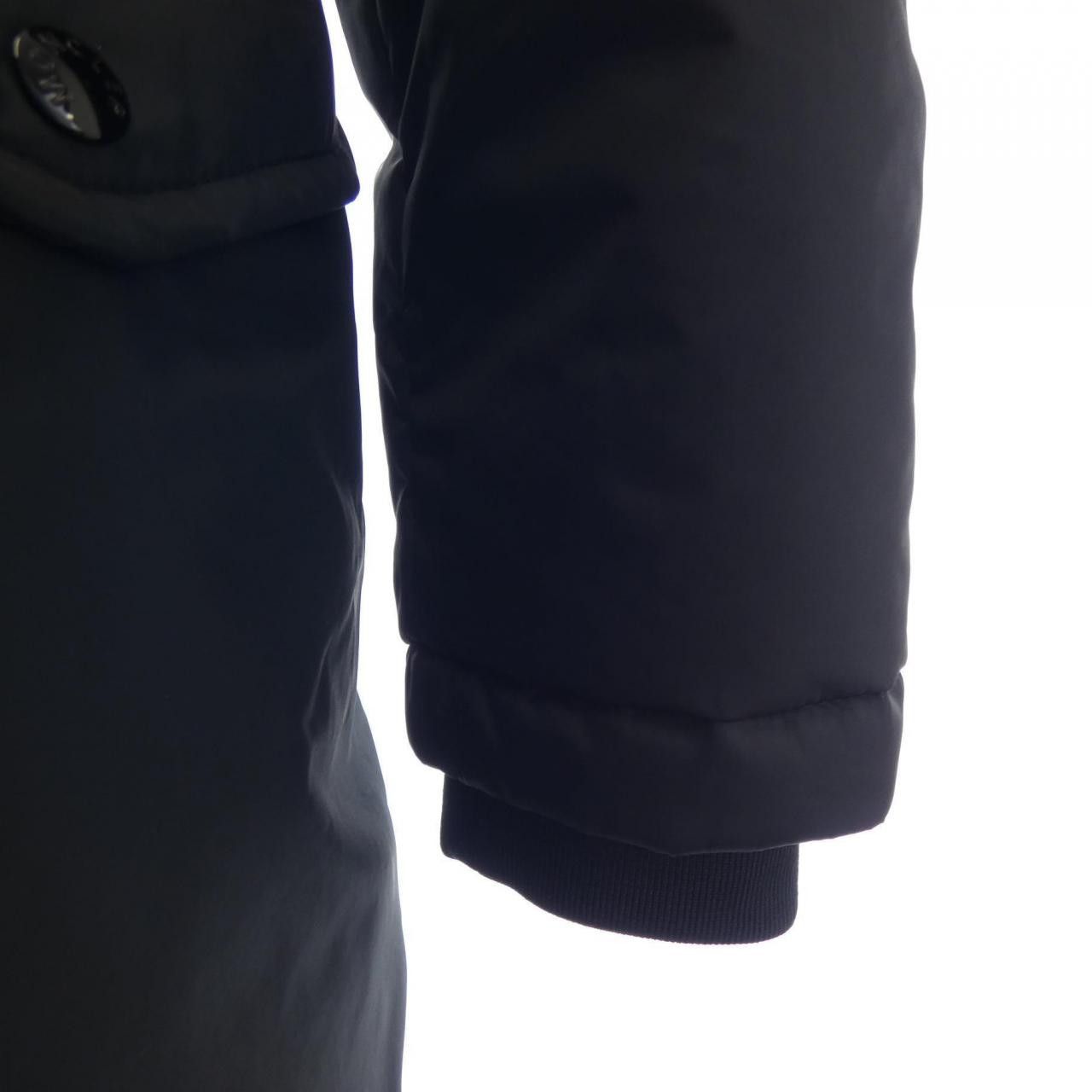 Moncler Moncler Moncler AJA Down Coat Textile Outerwear AJA DUTY FREE for USA Size ONE SIZE - 7 Thumbnail
