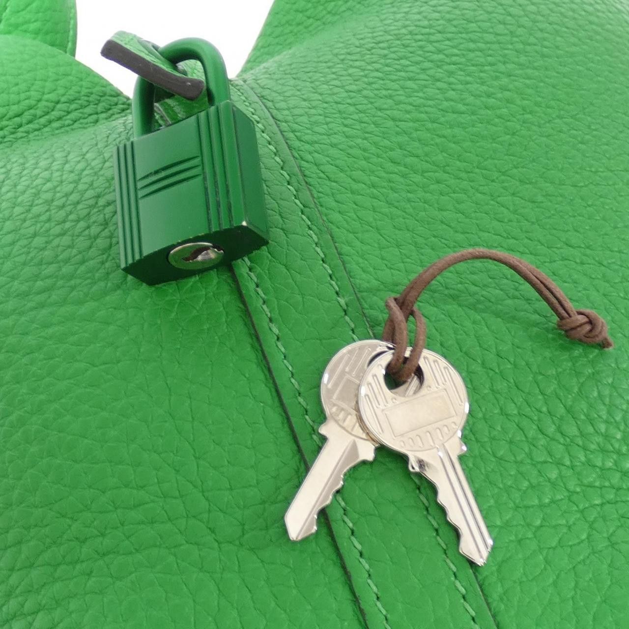 Hermes Hermes Hermès Picotin Lock Monochrome PM Taurillon Clémence Bag Leather Handbag Stamp Z DUTY FREE for USA Size ONE SIZE - 3 Thumbnail