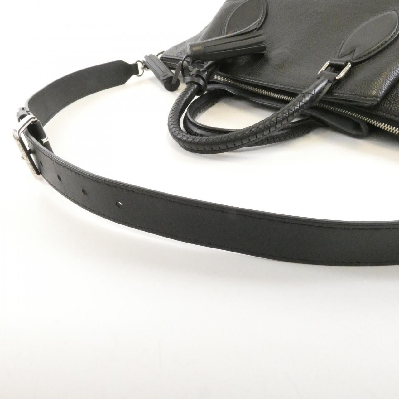 Louis Vuitton Louis Vuitton Louis Vuitton Mahina Oméa Calf Shoulder Bag Leather Shoulder Bag M55029 DUTY FREE for USA Size ONE SIZE - 6 Thumbnail