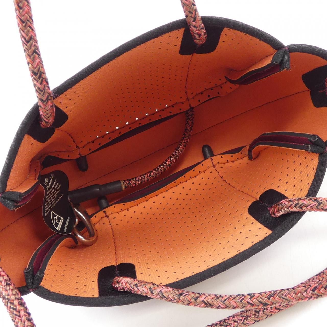 Other Other State of Escape Bag Textile Handbag DUTY FREE for USA Size ONE SIZE - 6 Thumbnail