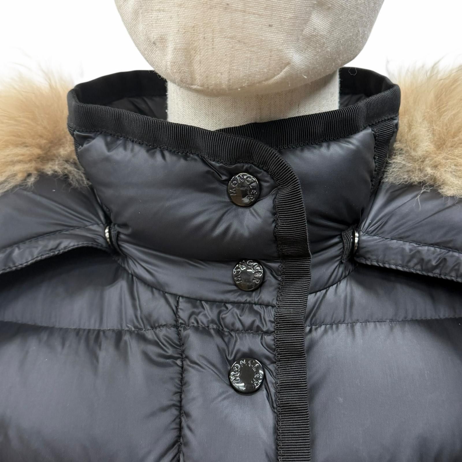 Moncler Moncler MONCLER HERMIFUR Nylon Down Coat Textile Outerwear DUTY FREE for USA Size ONE SIZE - 4 Thumbnail