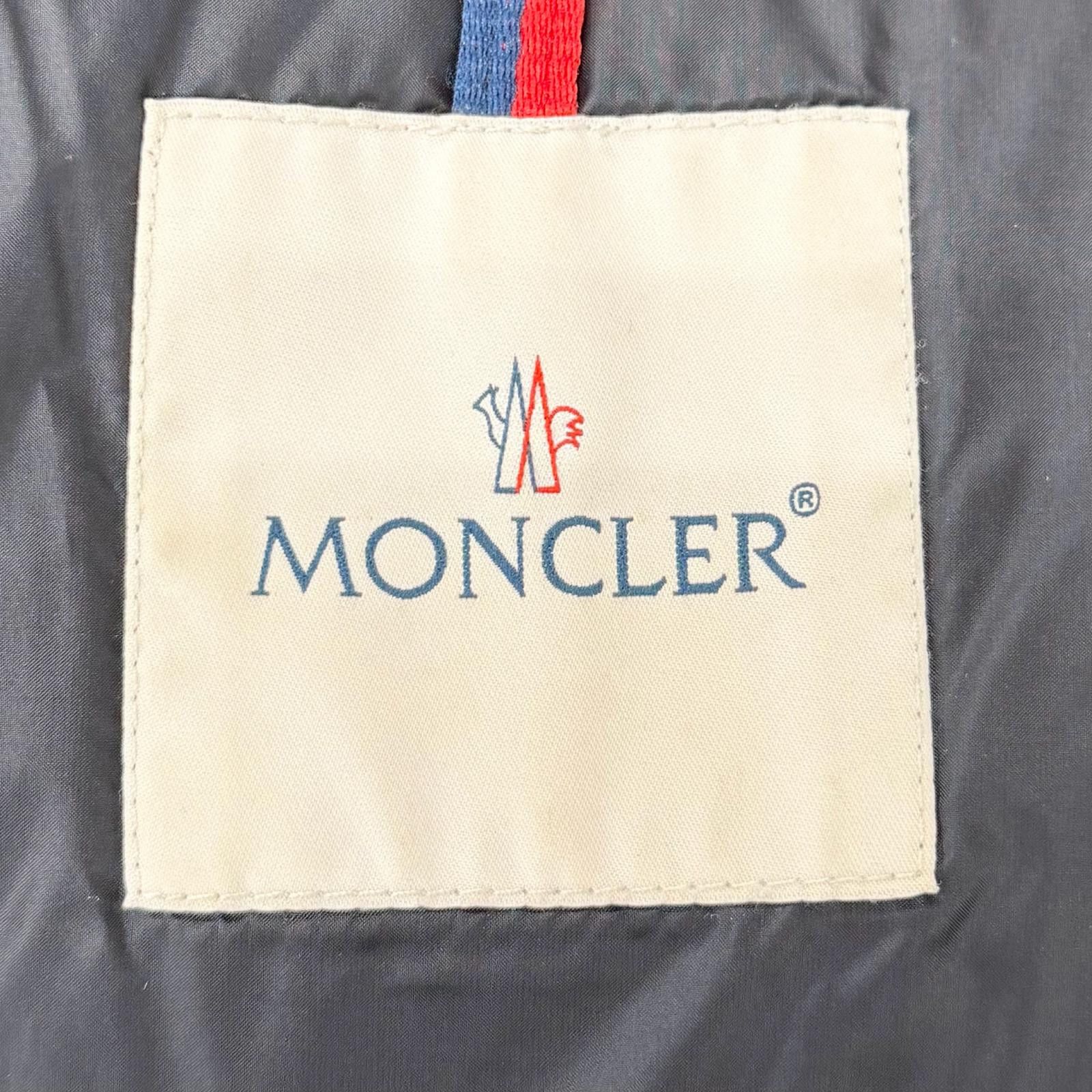 Moncler Moncler MONCLER HERMIFUR Nylon Down Coat Textile Outerwear DUTY FREE for USA Size ONE SIZE - 9 Thumbnail