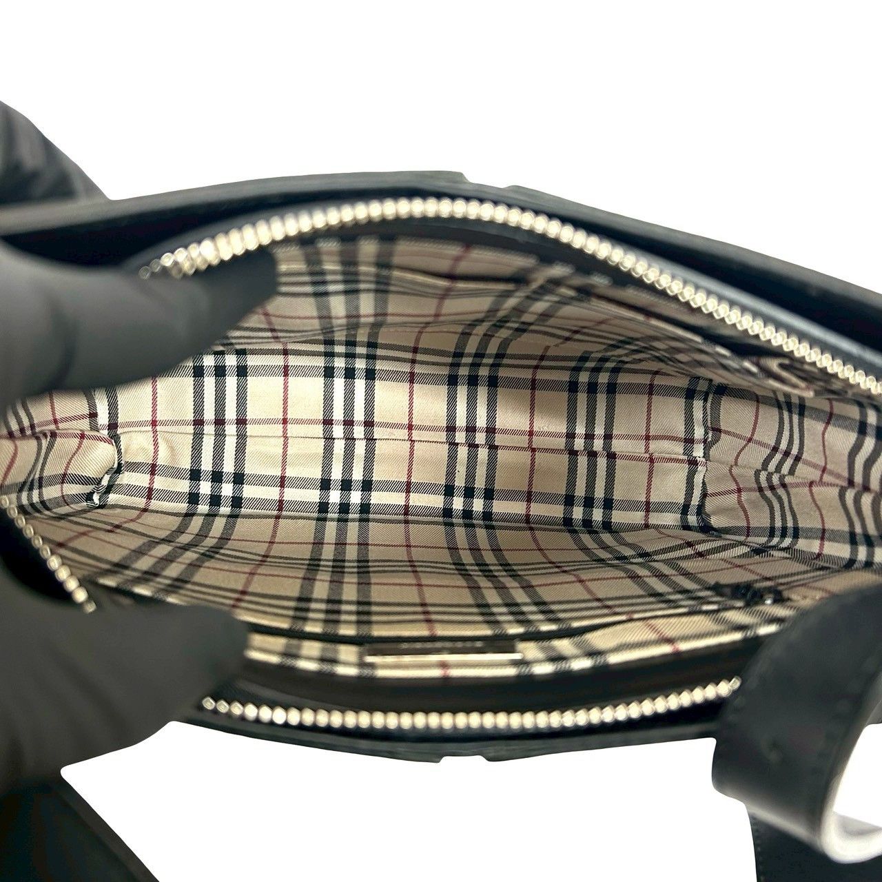 Burberry Burberry Burberry Leather Shoulder Bag Leather Shoulder Bag DUTY FREE for USA Size ONE SIZE - 10 Thumbnail