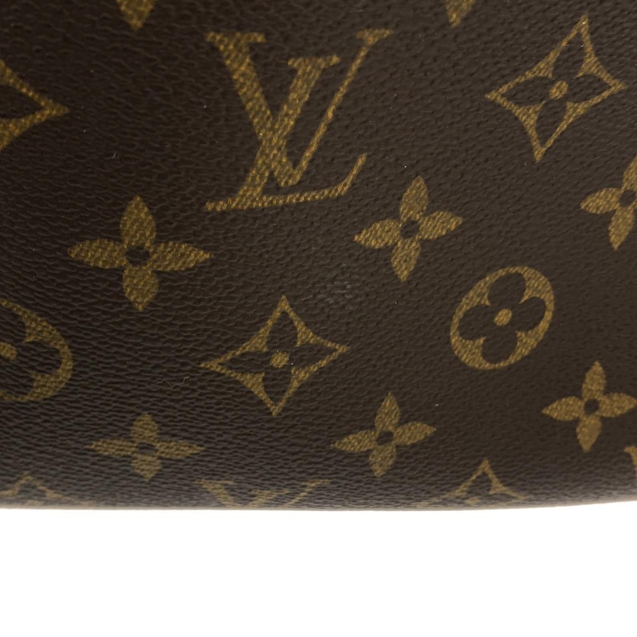 Louis Vuitton Louis Vuitton Louis Vuitton Monogram Excursion Bag Textile Handbag M41450 DUTY FREE for USA Size ONE SIZE - 4 Thumbnail