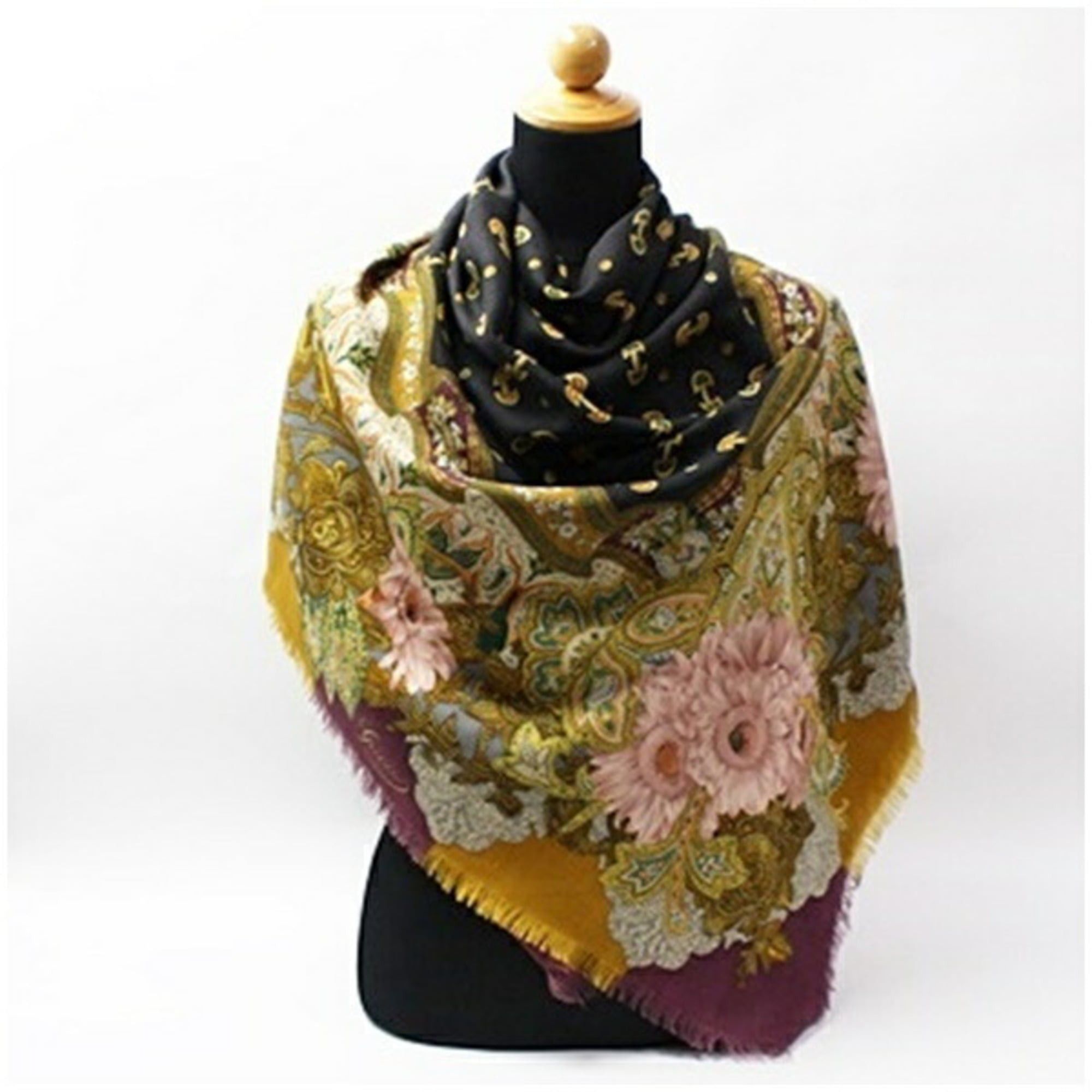 Gucci Gucci Wool and Silk Large Scarf/Shawl in Black Multicolor for Women Size ONE SIZE - 4 Thumbnail