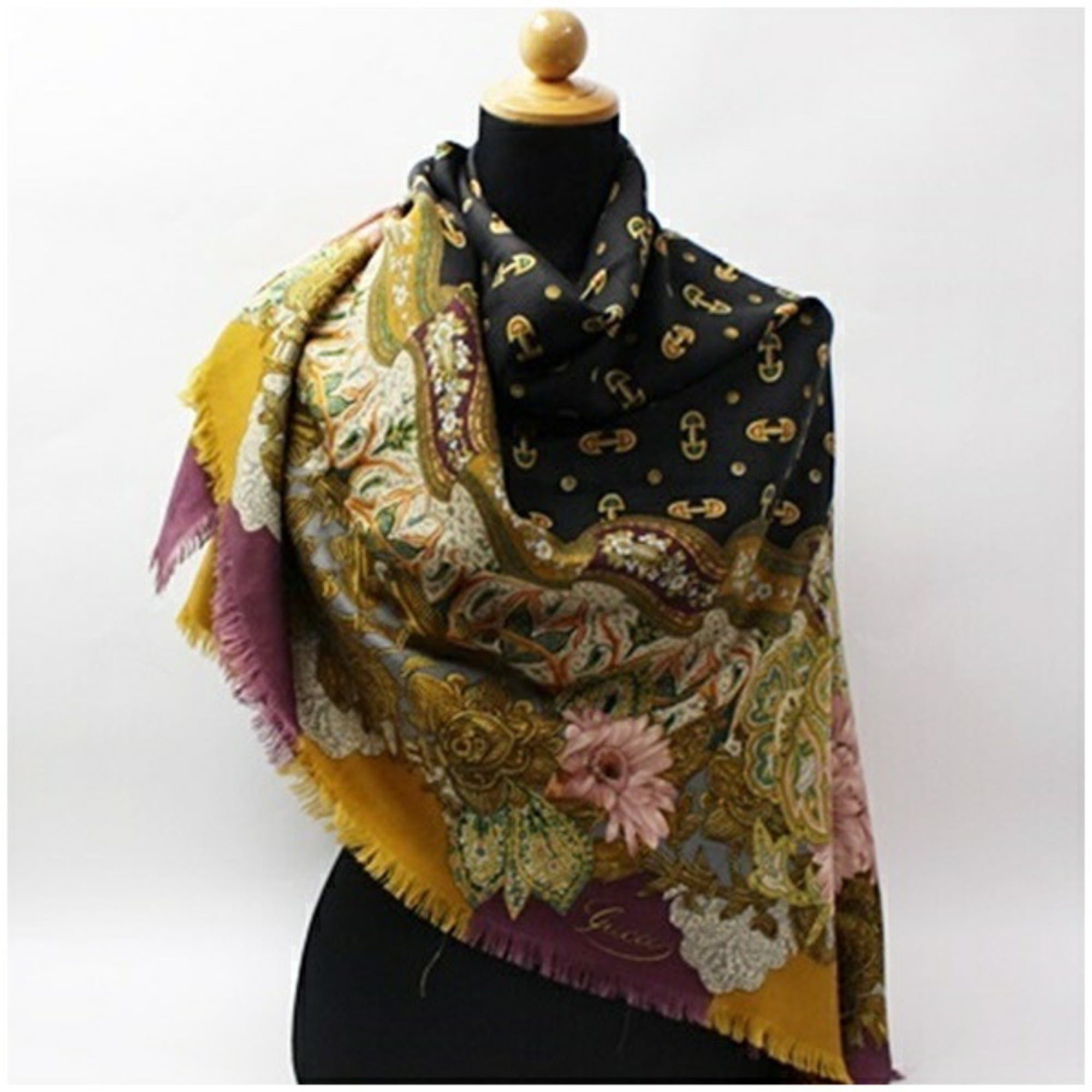 Gucci Gucci Wool and Silk Large Scarf/Shawl in Black Multicolor for Women Size ONE SIZE - 3 Thumbnail