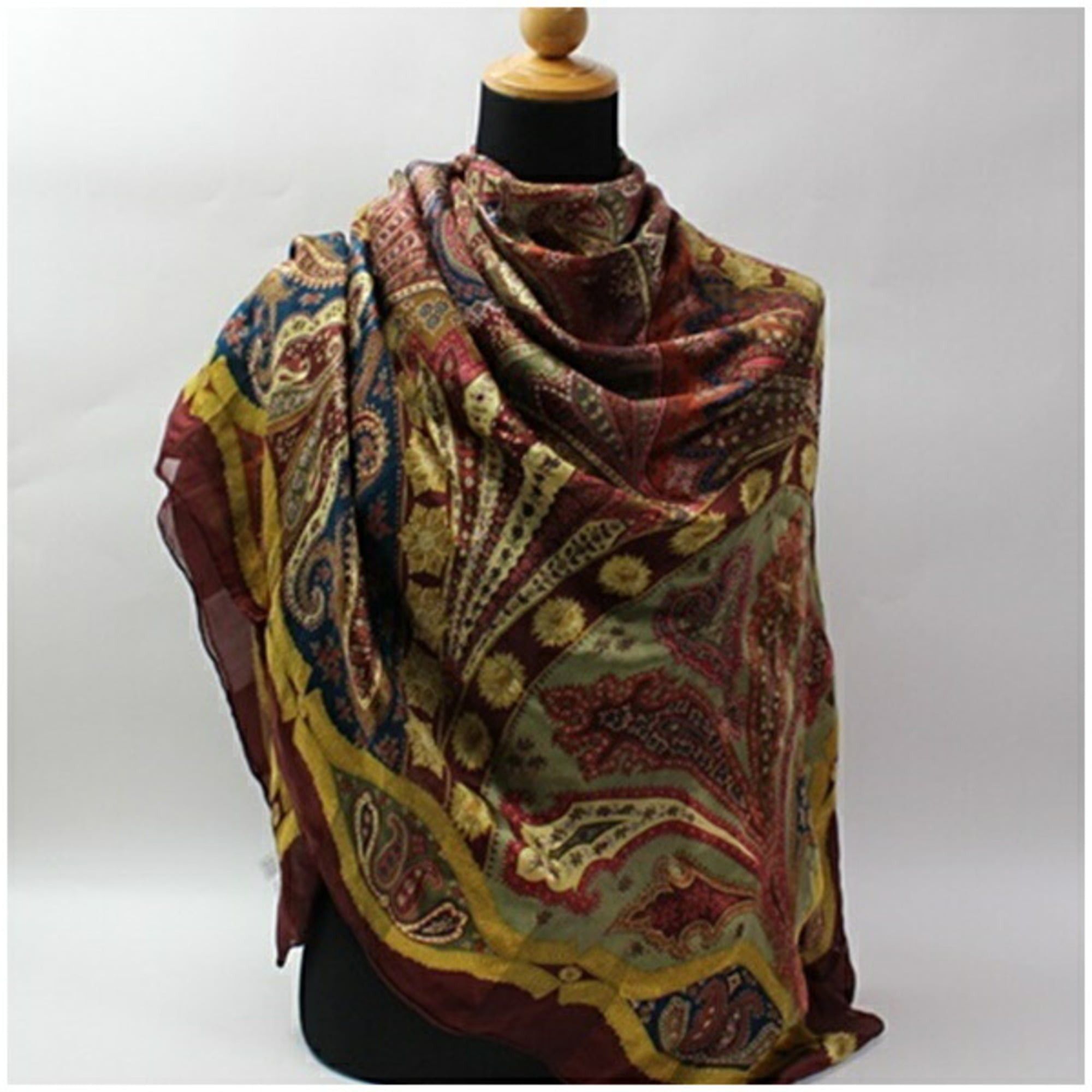 Dior Christian Dior Silk Large Scarf/Muffler in Brown and Khaki for Women Size ONE SIZE - 3 Thumbnail