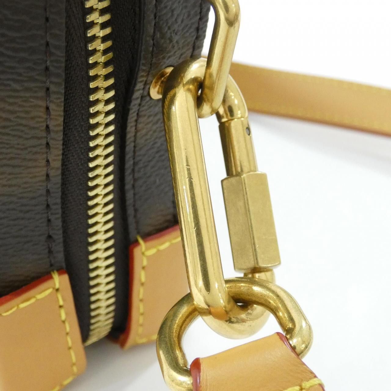 Louis Vuitton Louis Vuitton Louis Vuitton This is Not Monogram Coated Canvas Shoulder Bag Textile Shoulder Bag M81580 DUTY FREE for USA Size ONE SIZE - 3 Thumbnail