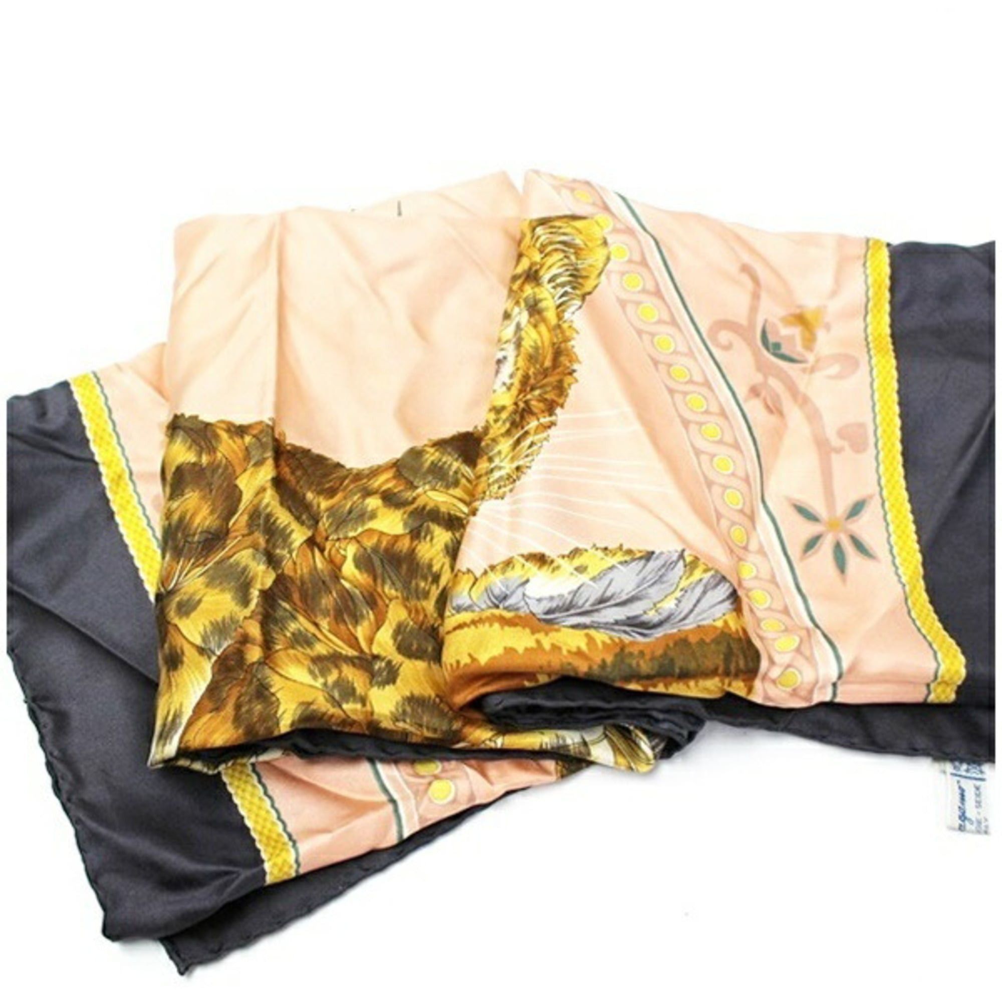 Salvatore Ferragamo Salvatore Ferragamo Women's Silk Scarf/Muffler in Pink and Gray with Animal Print Size ONE SIZE - 8 Thumbnail