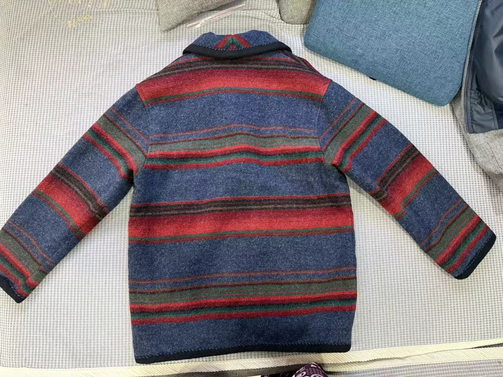 Woolrich Woolen Mills 90s Woolrich Navajo Patterned Wool Jacket Size US S / EU 44-46 / 1 - 2 Thumbnail