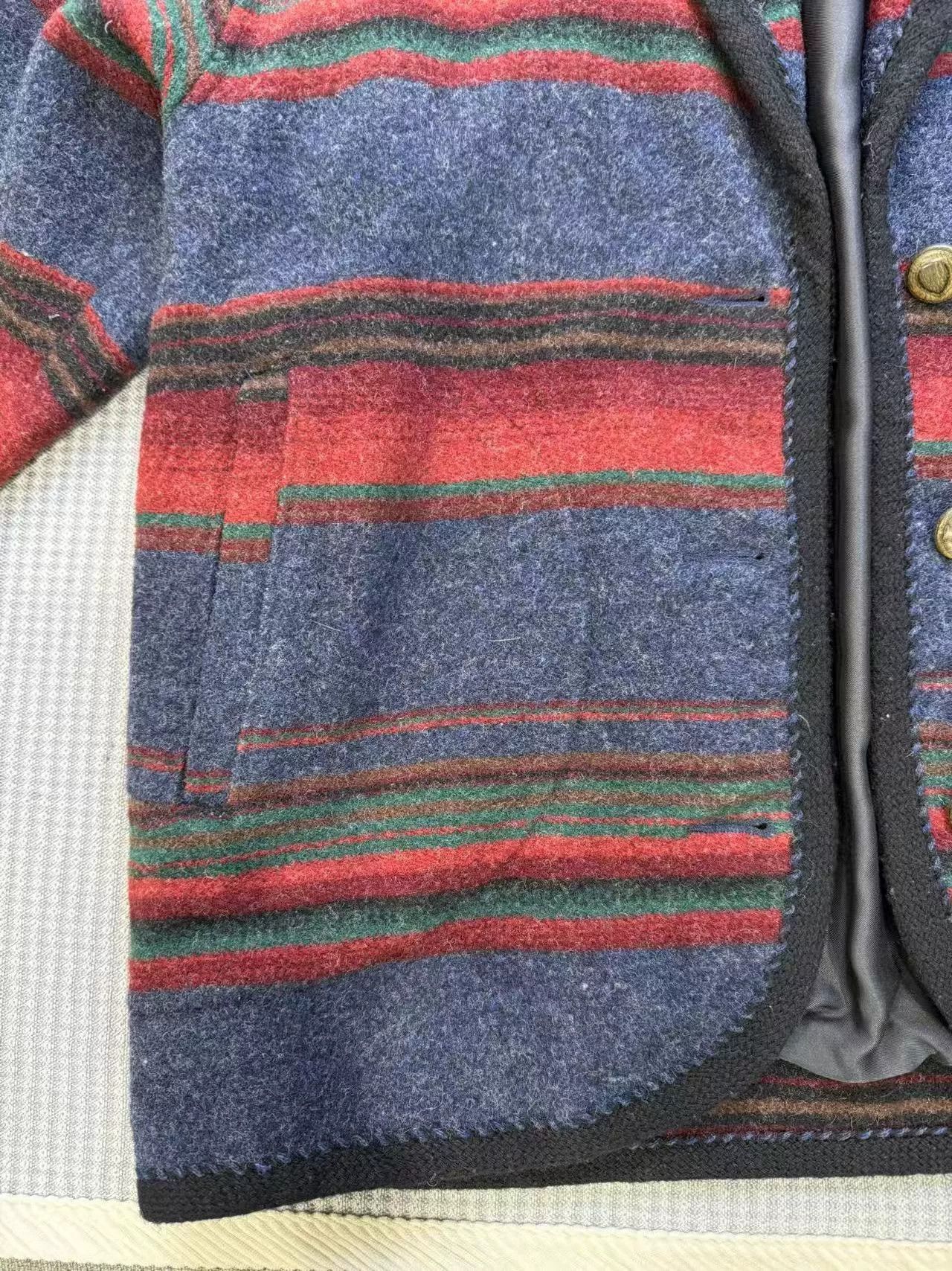 Woolrich Woolen Mills 90s Woolrich Navajo Patterned Wool Jacket Size US S / EU 44-46 / 1 - 5 Thumbnail