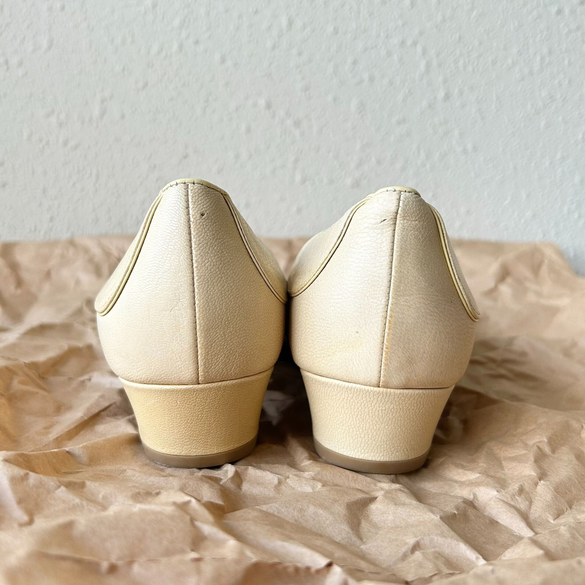Vivienne Westwood Vivienne Westwood Vintage Saturn Buckle Leather Shoes Size US 6 / IT 36 - 7 Thumbnail