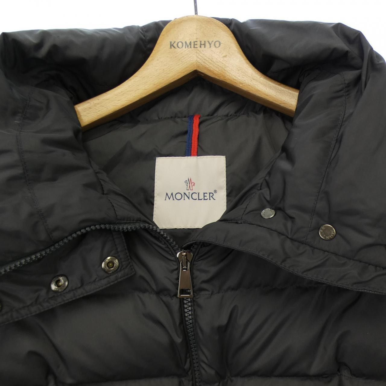 Moncler Moncler Moncler FLAMMETTE Down Coat Textile Outerwear FLAMMETTE DUTY FREE for USA Size ONE SIZE - 6 Thumbnail