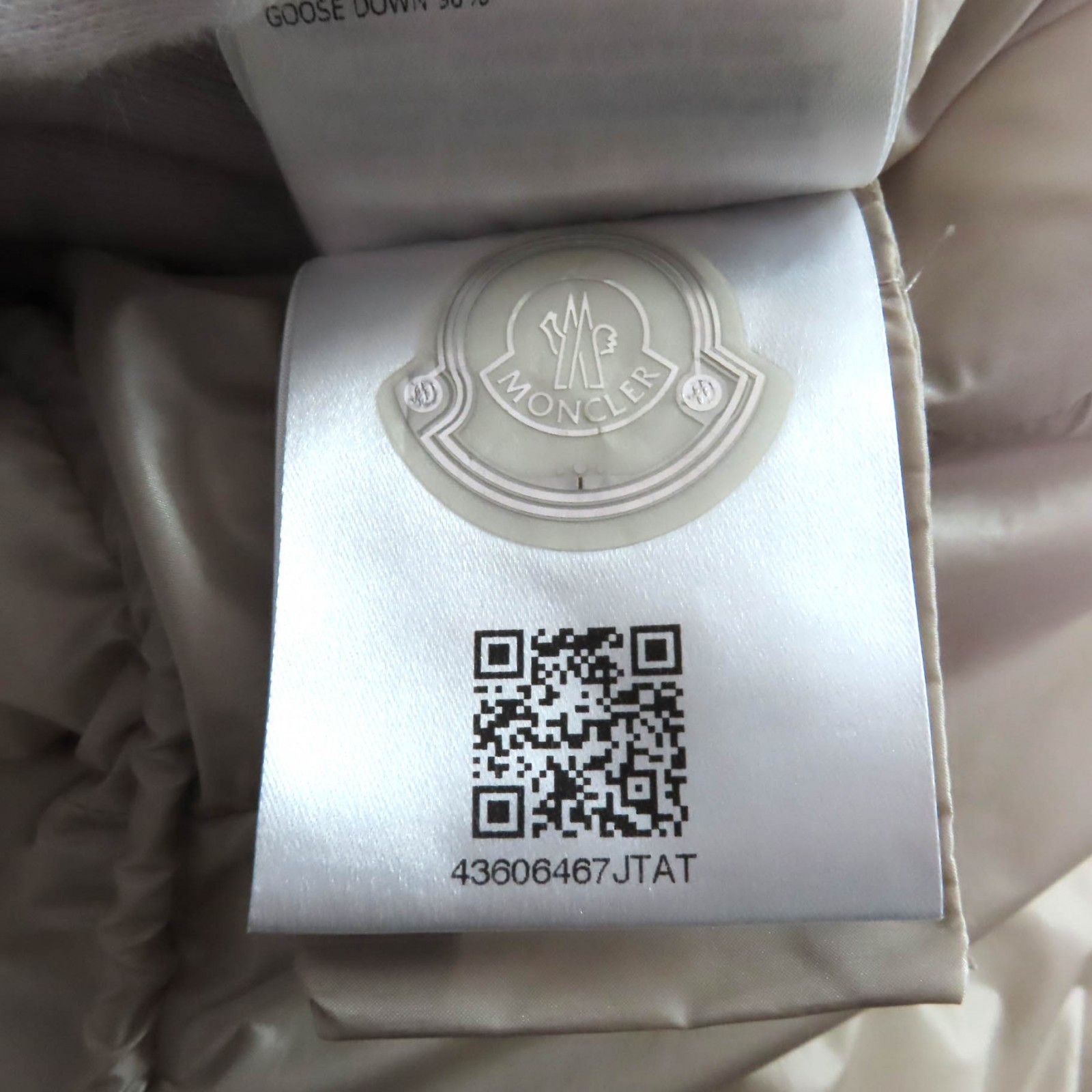 Moncler Moncler MONCLER Hermine Nylon Down Coat Textile Outerwear DUTY FREE for USA Size ONE SIZE - 14 Thumbnail