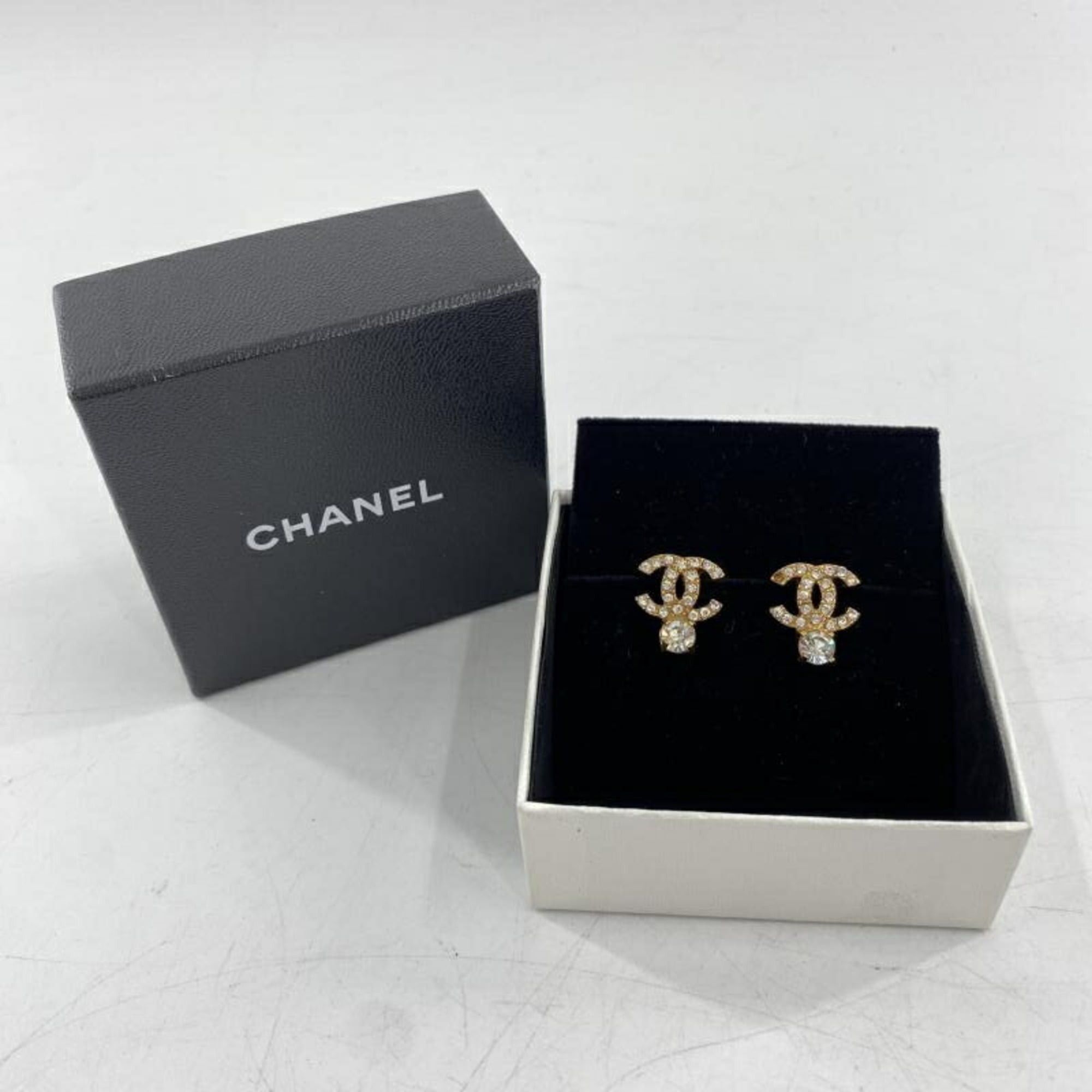 Chanel CHANEL Coco Mark Rhinestone Earrings, Gold Size ONE SIZE - 9 Thumbnail