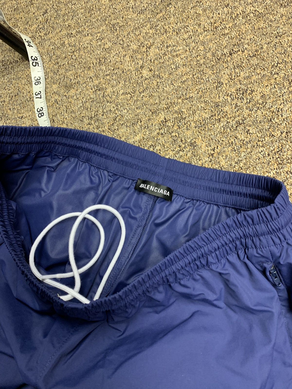 Balenciaga Balenciaga Blue Copyright Logo Cuffed Trackpants Size US 32 / EU 48 - 12 Thumbnail
