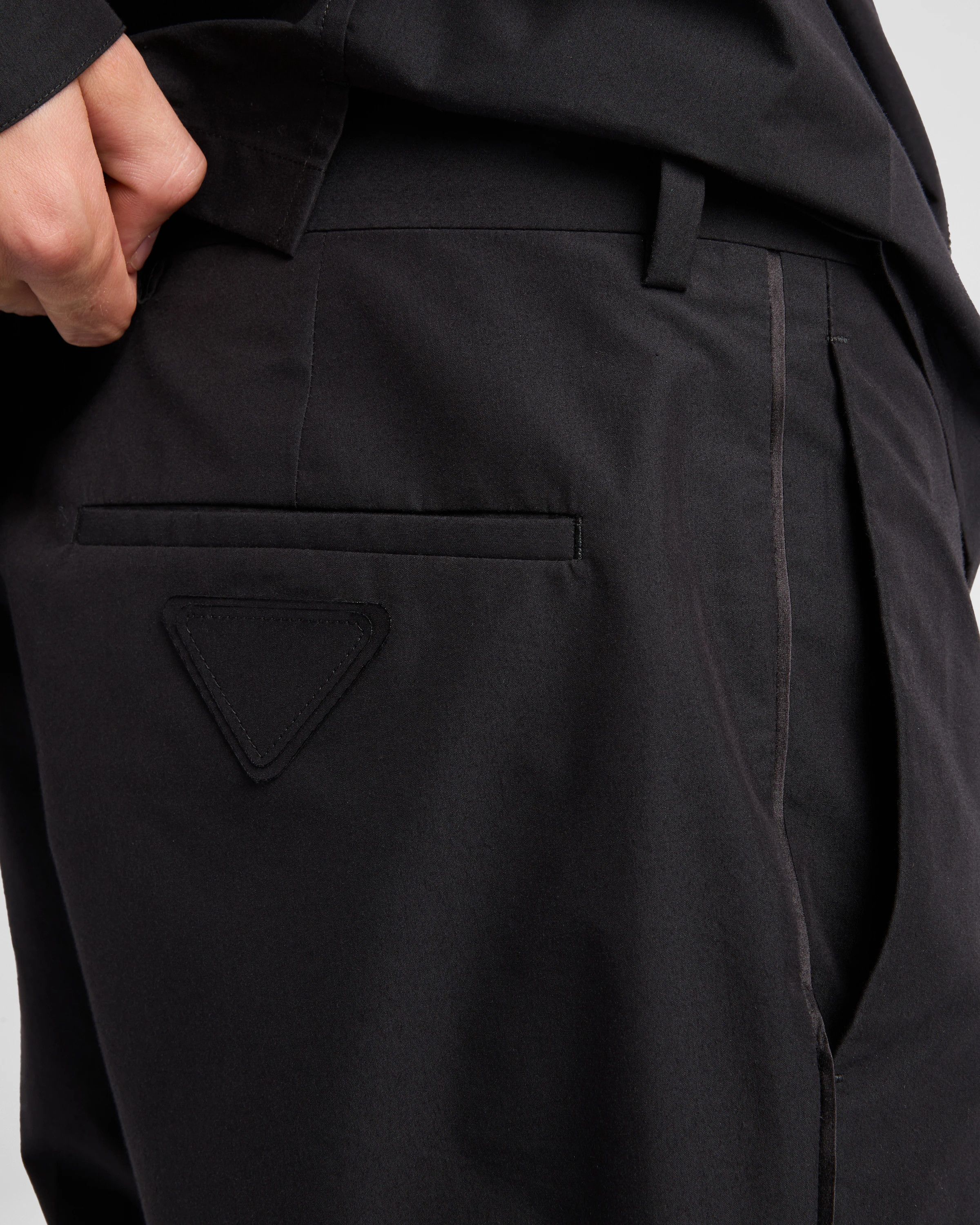 Prada Prada Technical Cotton Pants tag size 46 Men - USA Duties Paid Size US 30 / EU 46 - 2 Thumbnail