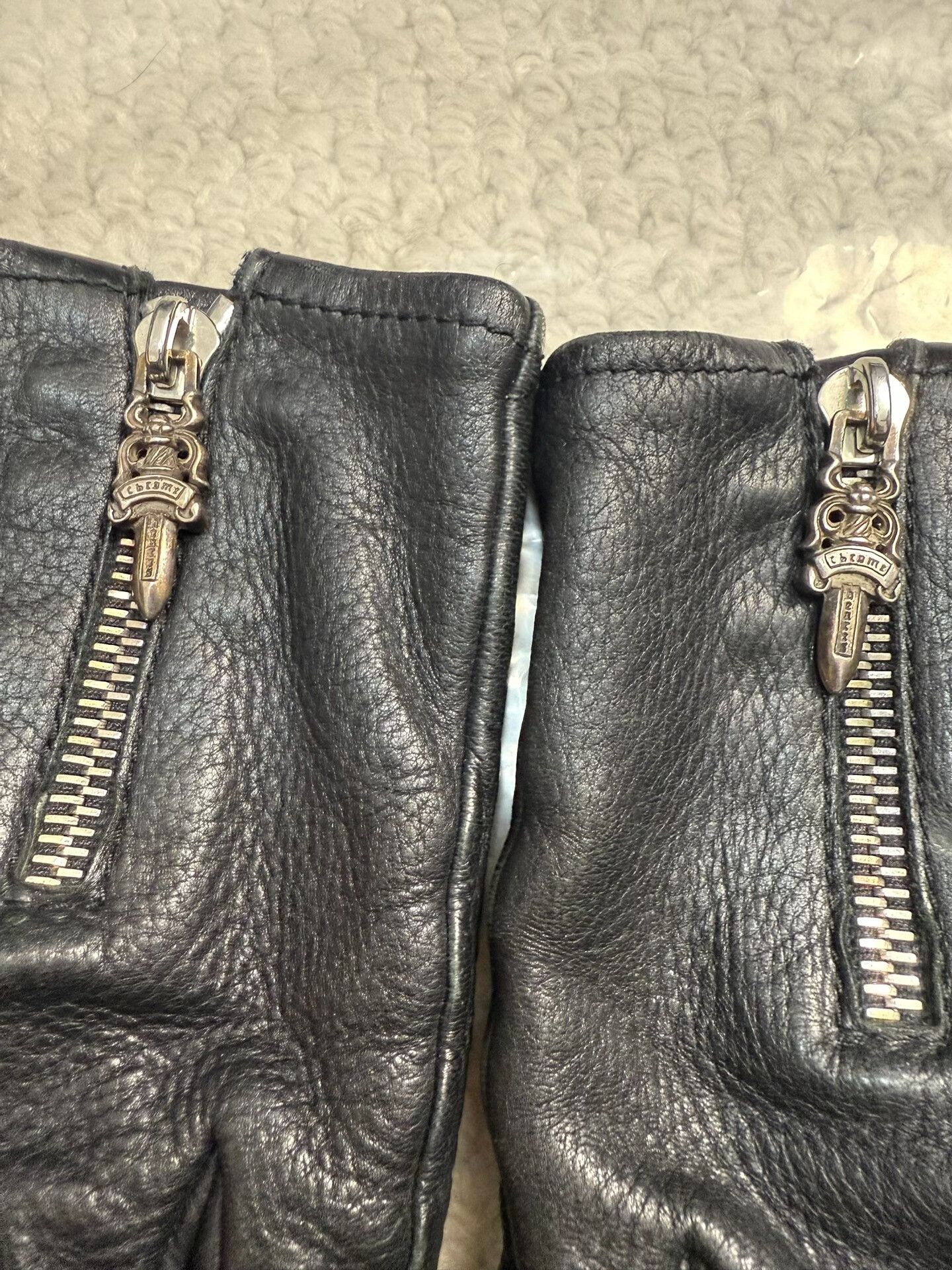 Chrome Hearts Chrome Hearts Sword Zipper Gloves Size ONE SIZE - 4 Thumbnail