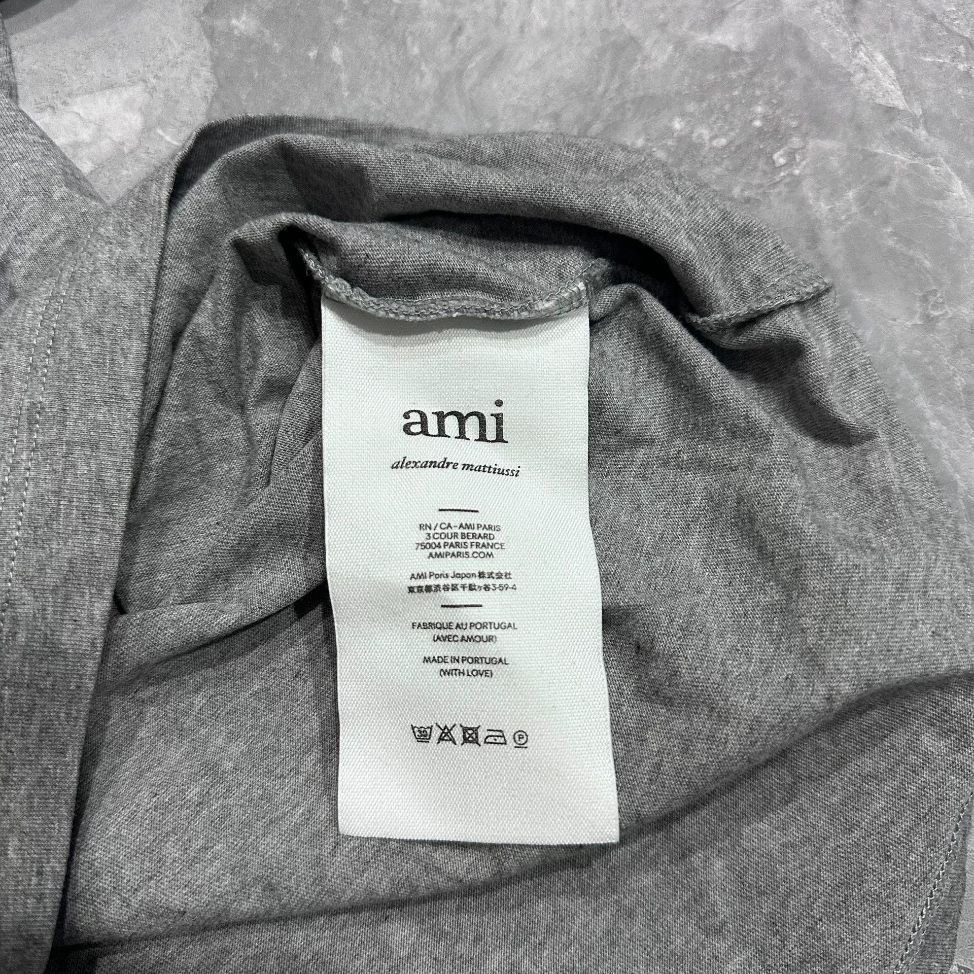 AMI AMI Paris Gray Heart Embroidery Tee Size US L / EU 52-54 / 3 - 5 Thumbnail