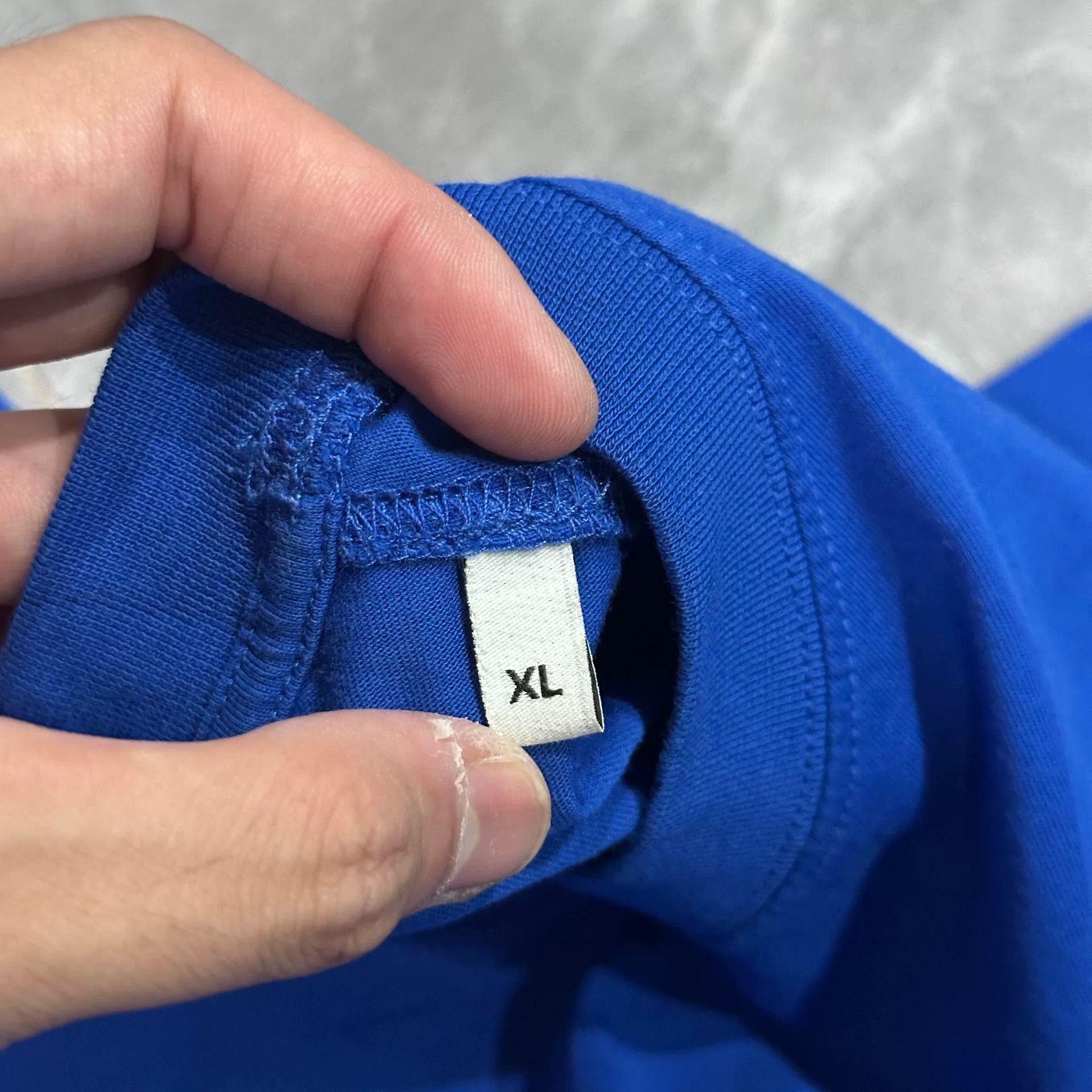 AMI AMI PARIS Klein Blue Heart Embroidered Tee Size US XL / EU 56 / 4 - 7 Thumbnail