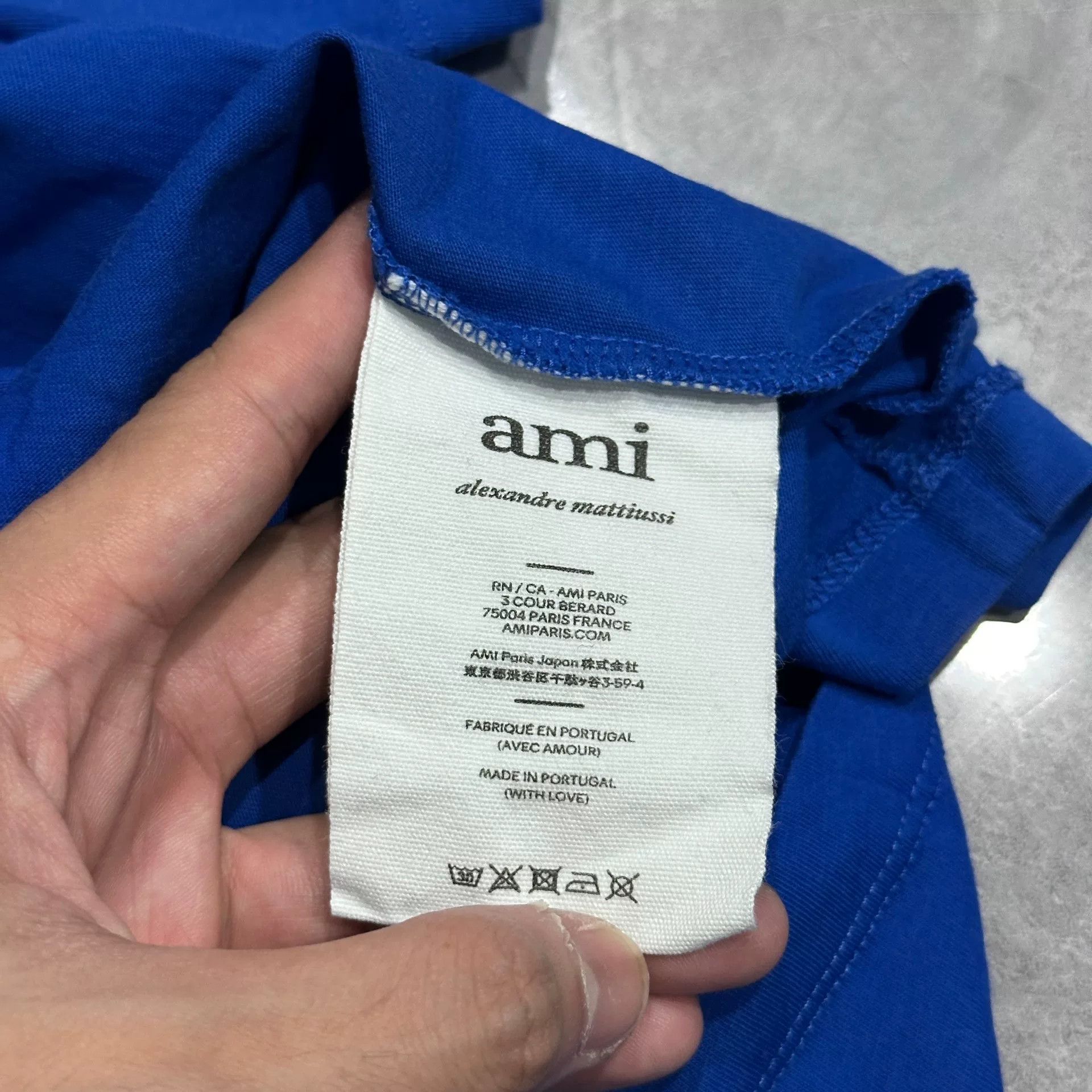AMI AMI PARIS Klein Blue Heart Embroidered Tee Size US XL / EU 56 / 4 - 5 Thumbnail