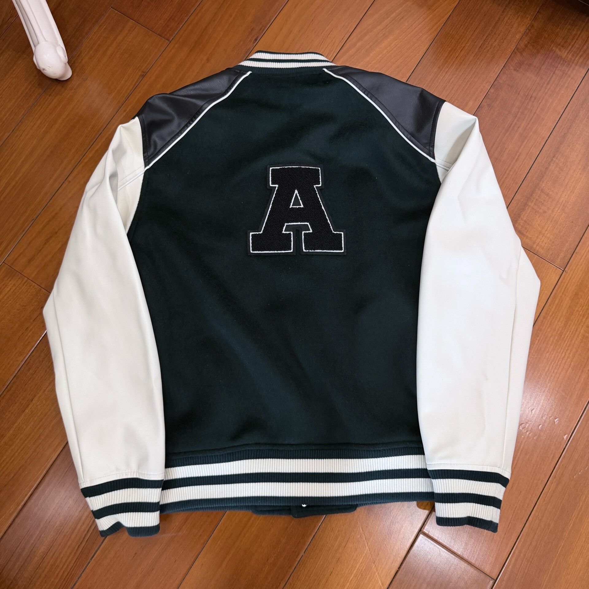 Axel Arigato Axel Arigato Green White Sleeve Baseball Jacket Size US M / EU 48-50 / 2 - 2 Thumbnail