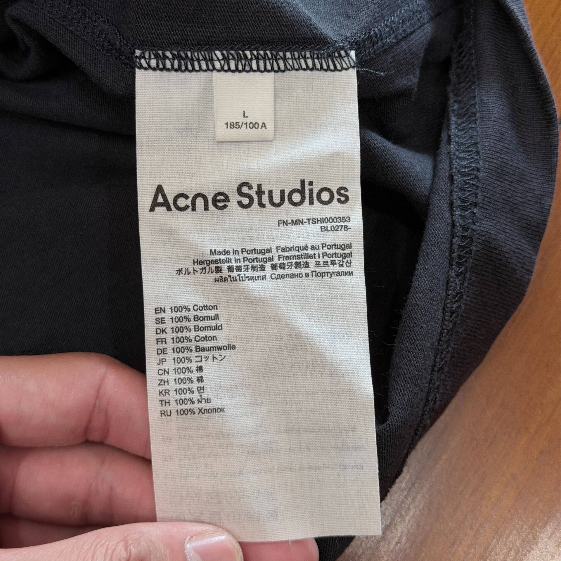 Acne Studios Acne Studios Small Slogan T-Shirt Size US L / EU 52-54 / 3 - 5 Thumbnail