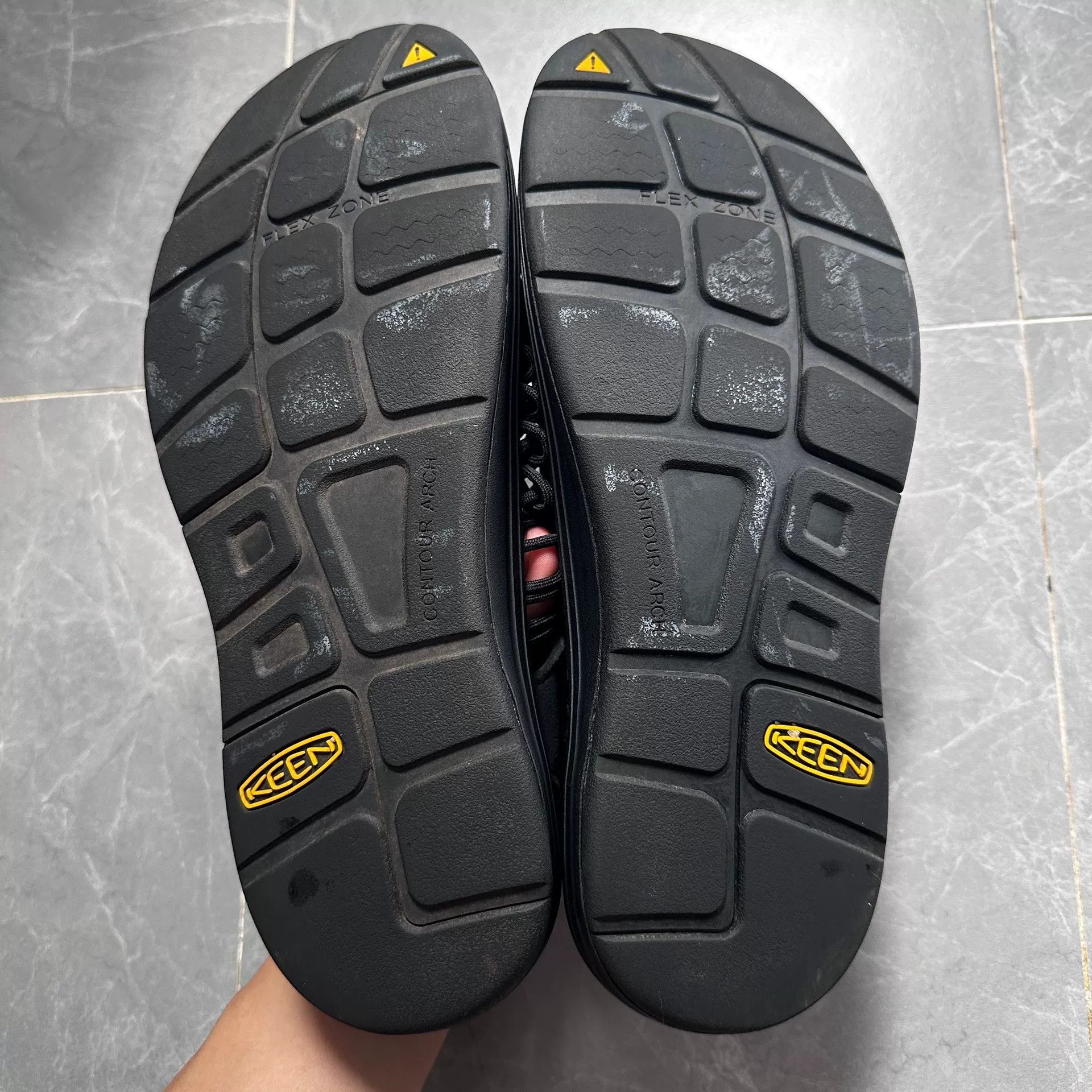 KEEN KEEN UNEEK Black Water Sandal Size US 10 / EU 43 - 4 Thumbnail
