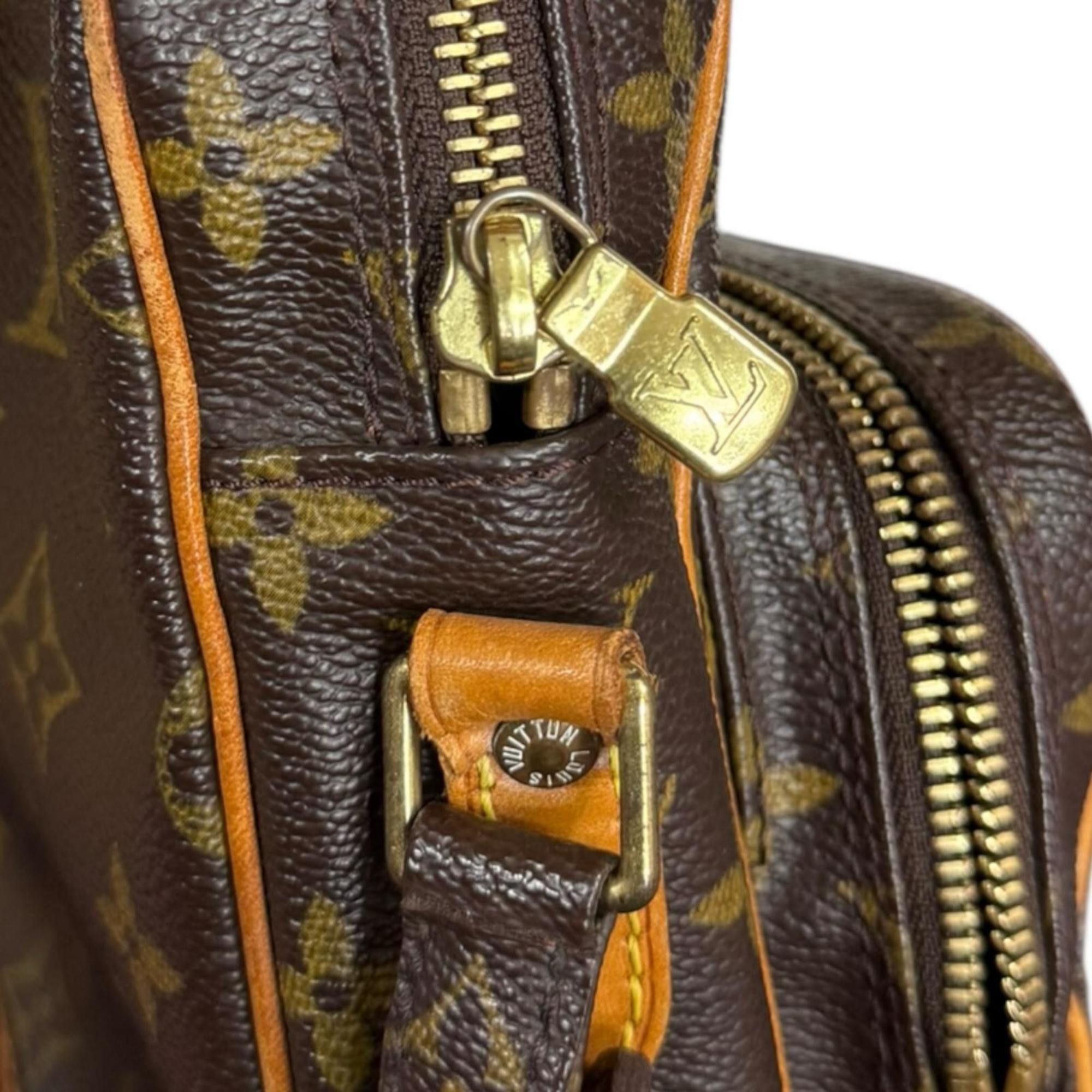 Louis Vuitton Louis Vuitton Amazon Monogram Shoulder Bag Canvas M45236 Brown Women's LOUIS VUITTON Pre-owned Size ONE SIZE - 14 Thumbnail