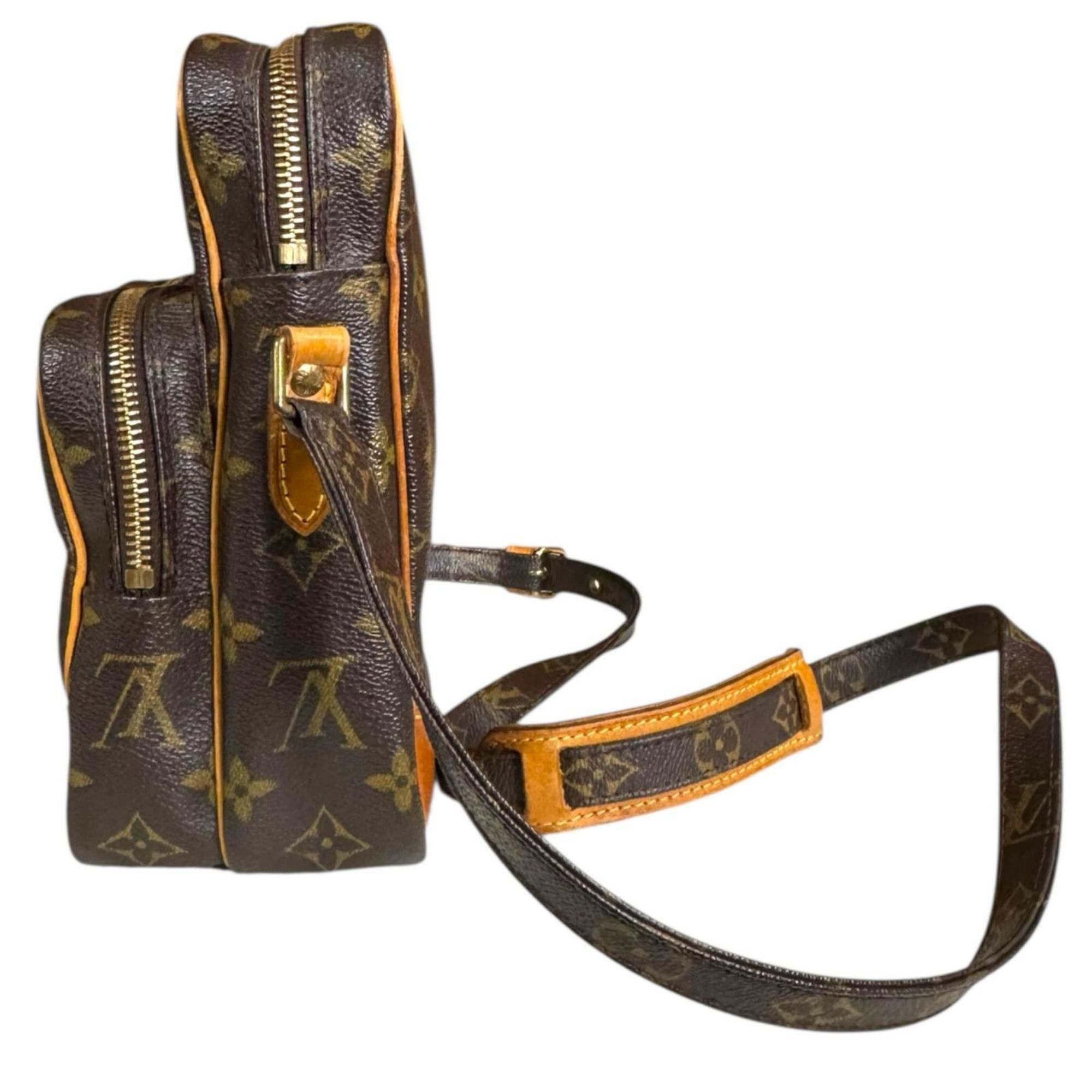 Louis Vuitton Louis Vuitton Amazon Monogram Shoulder Bag Canvas M45236 Brown Women's LOUIS VUITTON Pre-owned Size ONE SIZE - 5 Thumbnail
