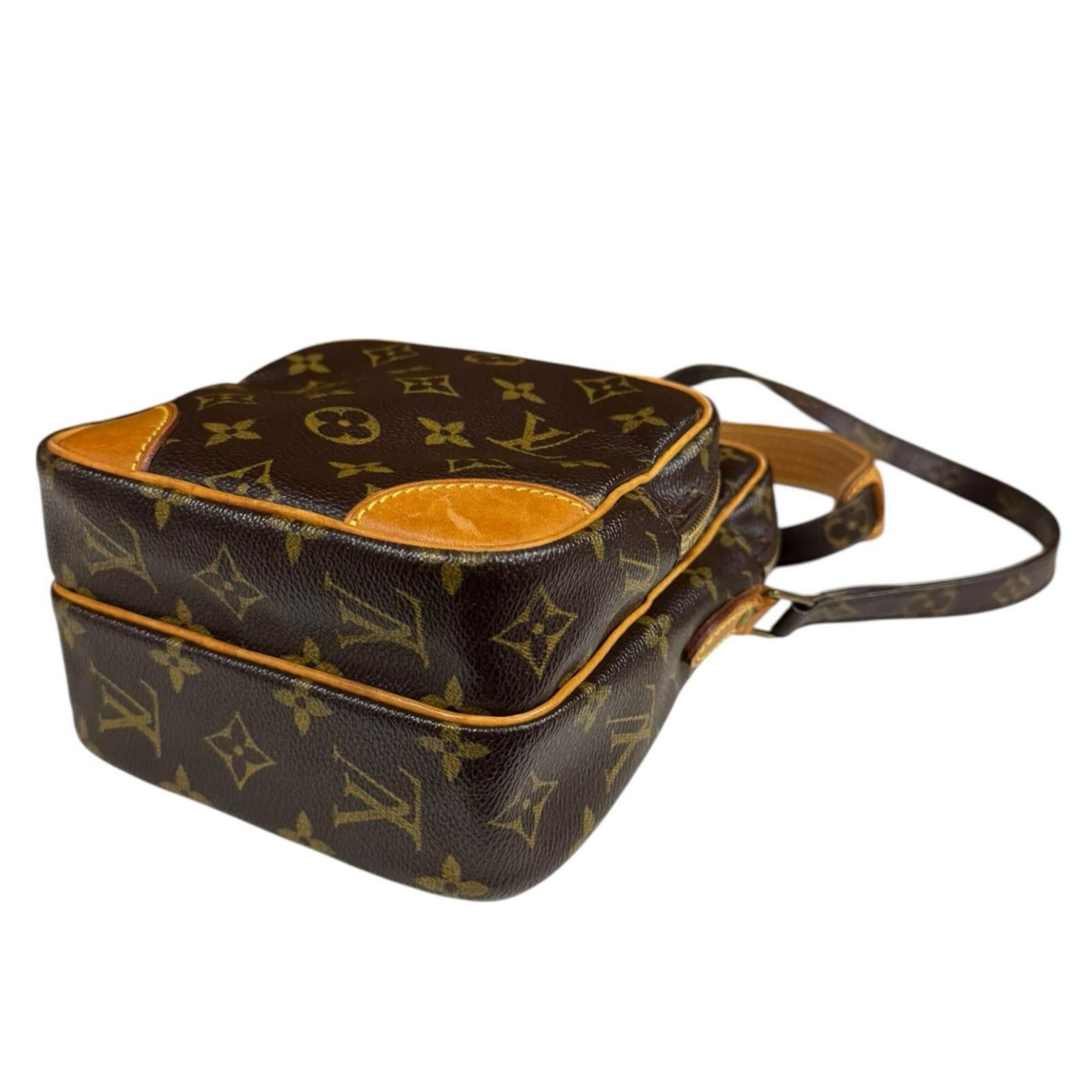 Louis Vuitton Louis Vuitton Amazon Monogram Shoulder Bag Canvas M45236 Brown Women's LOUIS VUITTON Pre-owned Size ONE SIZE - 7 Thumbnail