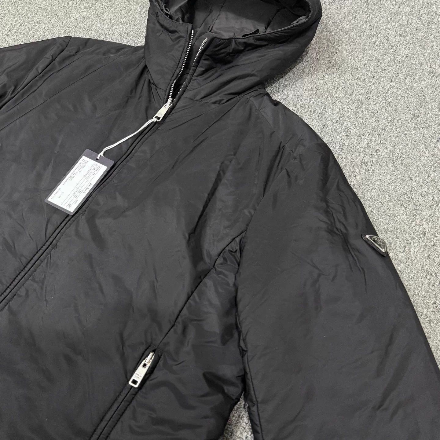Prada Black Hooded Light Jacket with Zip Closure Size US M / EU 48-50 / 2 - 3 Thumbnail