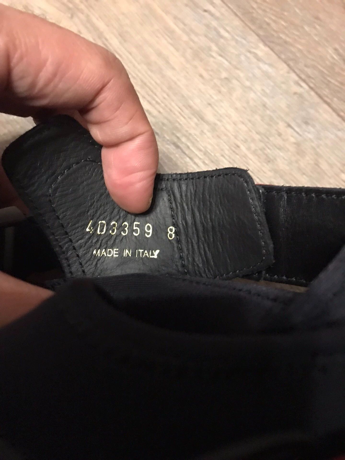 Prada Black Low-Top Sneakers with Red Accents Size 9 Size US 9 / EU 42 - 4 Thumbnail