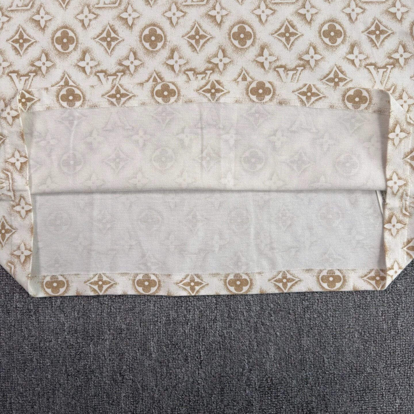 Louis Vuitton Beige Patterned Short Sleeve Shirt - XL Size US XL / EU 56 / 4 - 7 Thumbnail