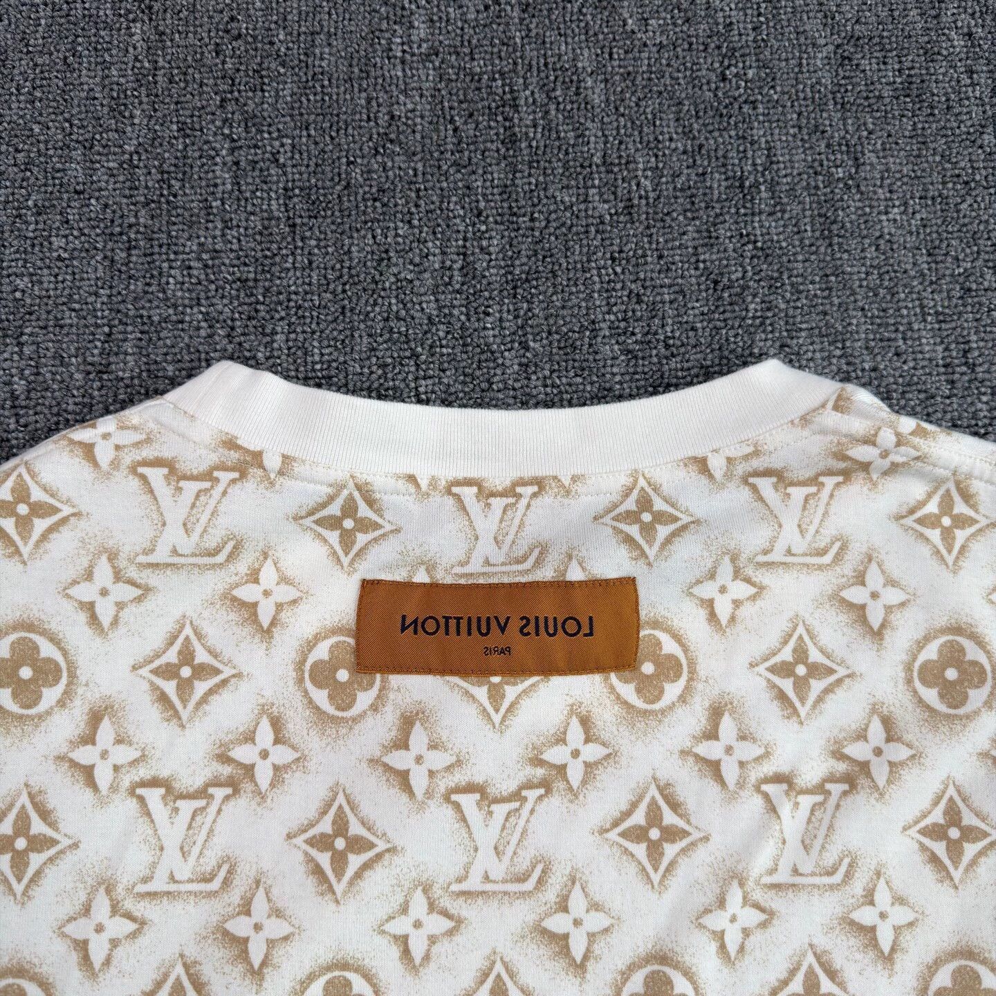 Louis Vuitton Beige Patterned Short Sleeve Shirt - XL Size US XL / EU 56 / 4 - 8 Thumbnail